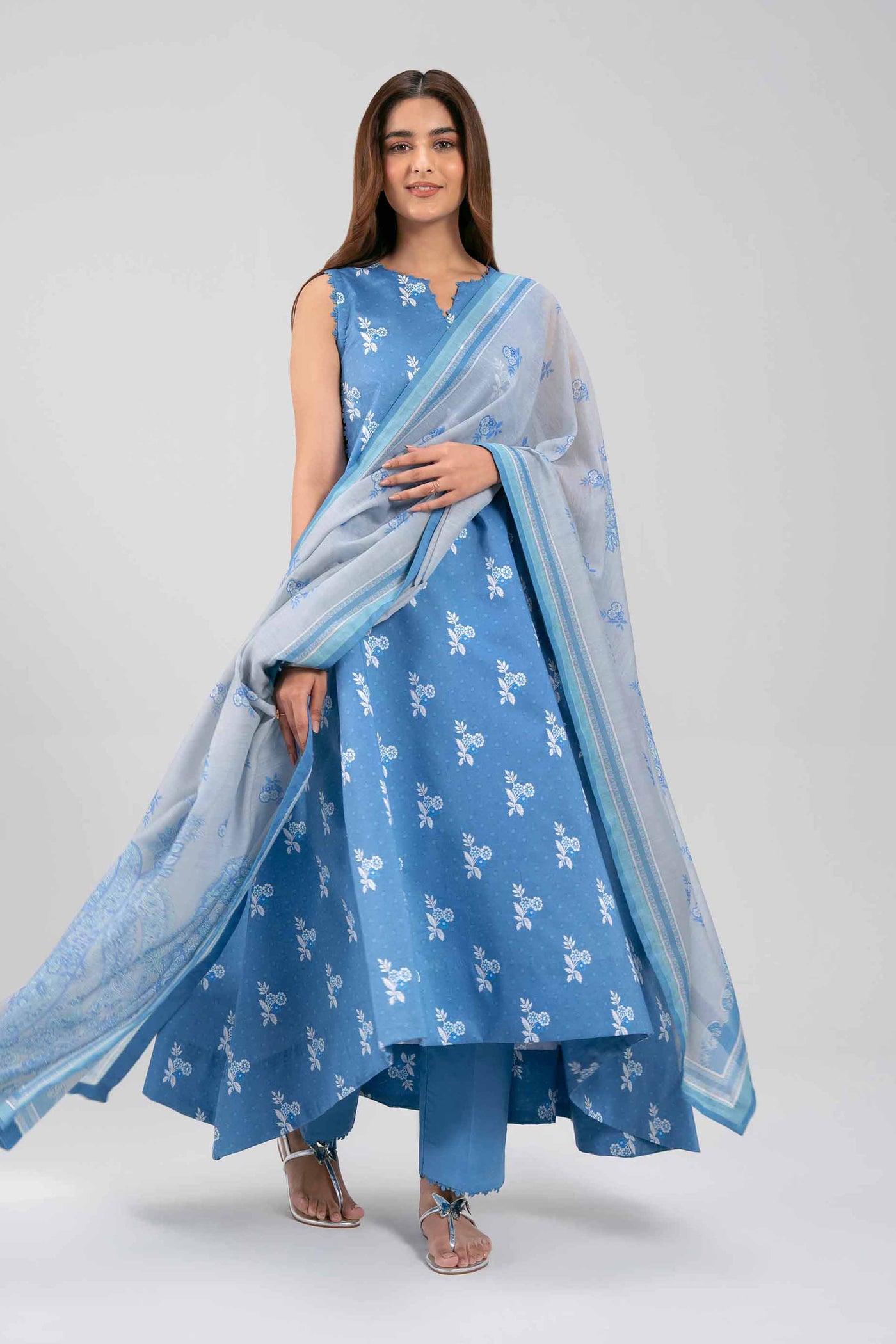 3 Piece Embroidered Lawn Suit