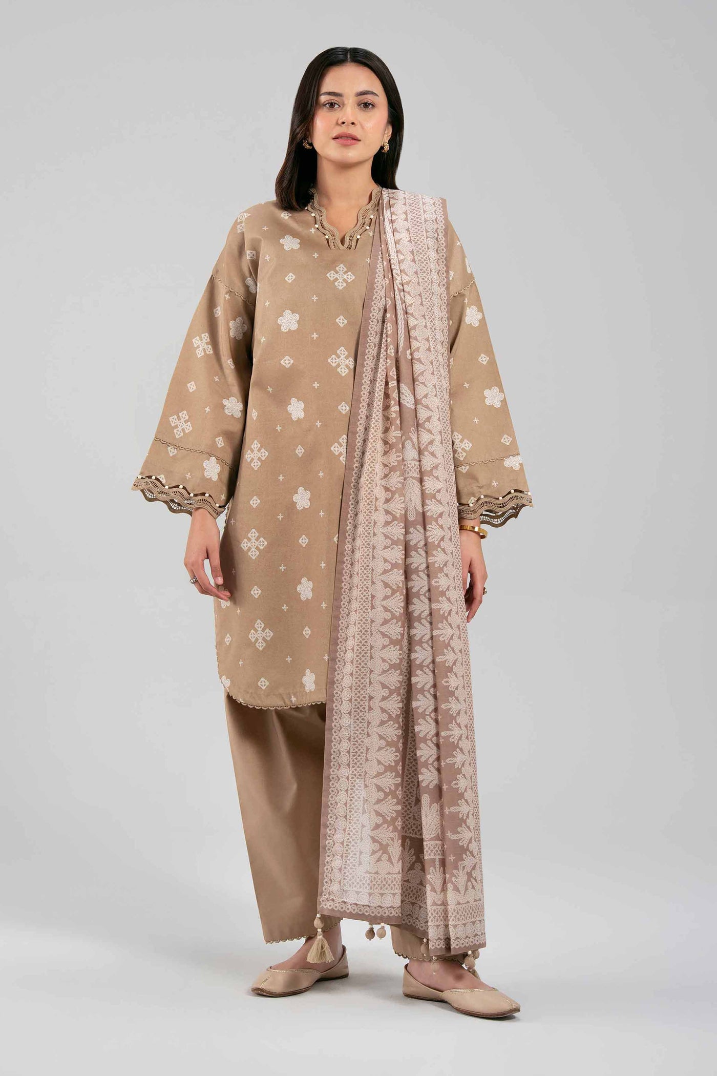 3 Piece Embroidered Lawn Suit