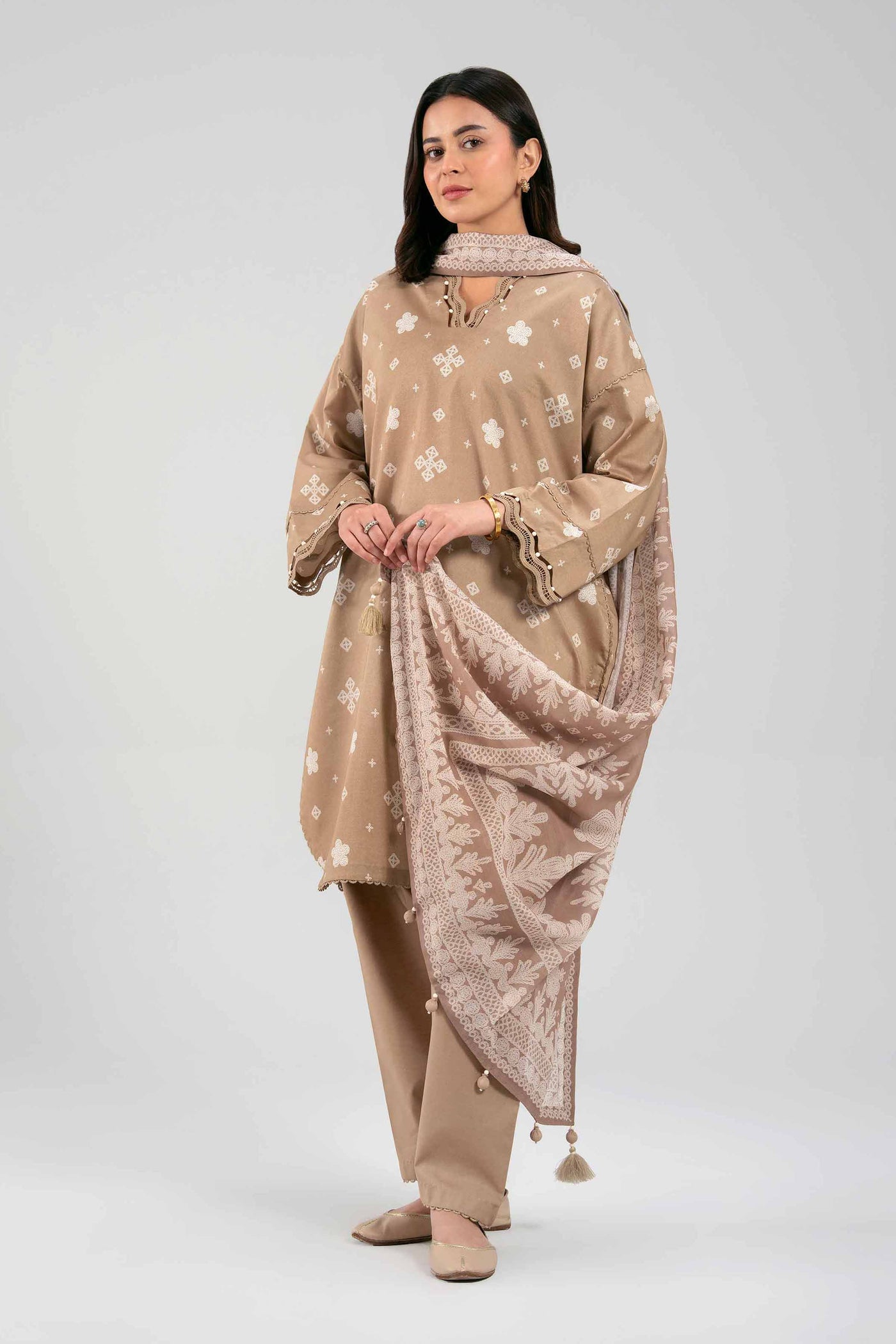 3 Piece Embroidered Lawn Suit