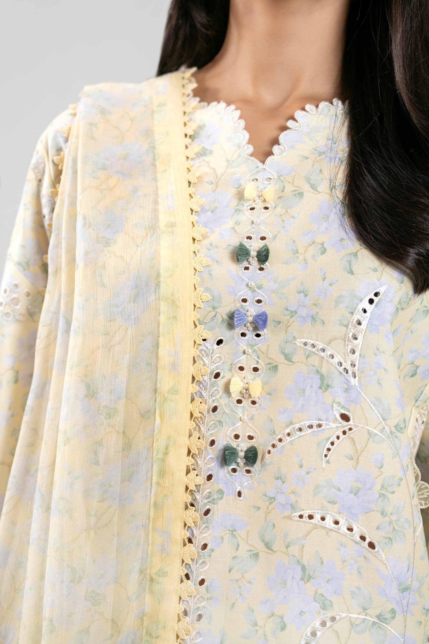 3 Piece Embroidered Lawn Suit