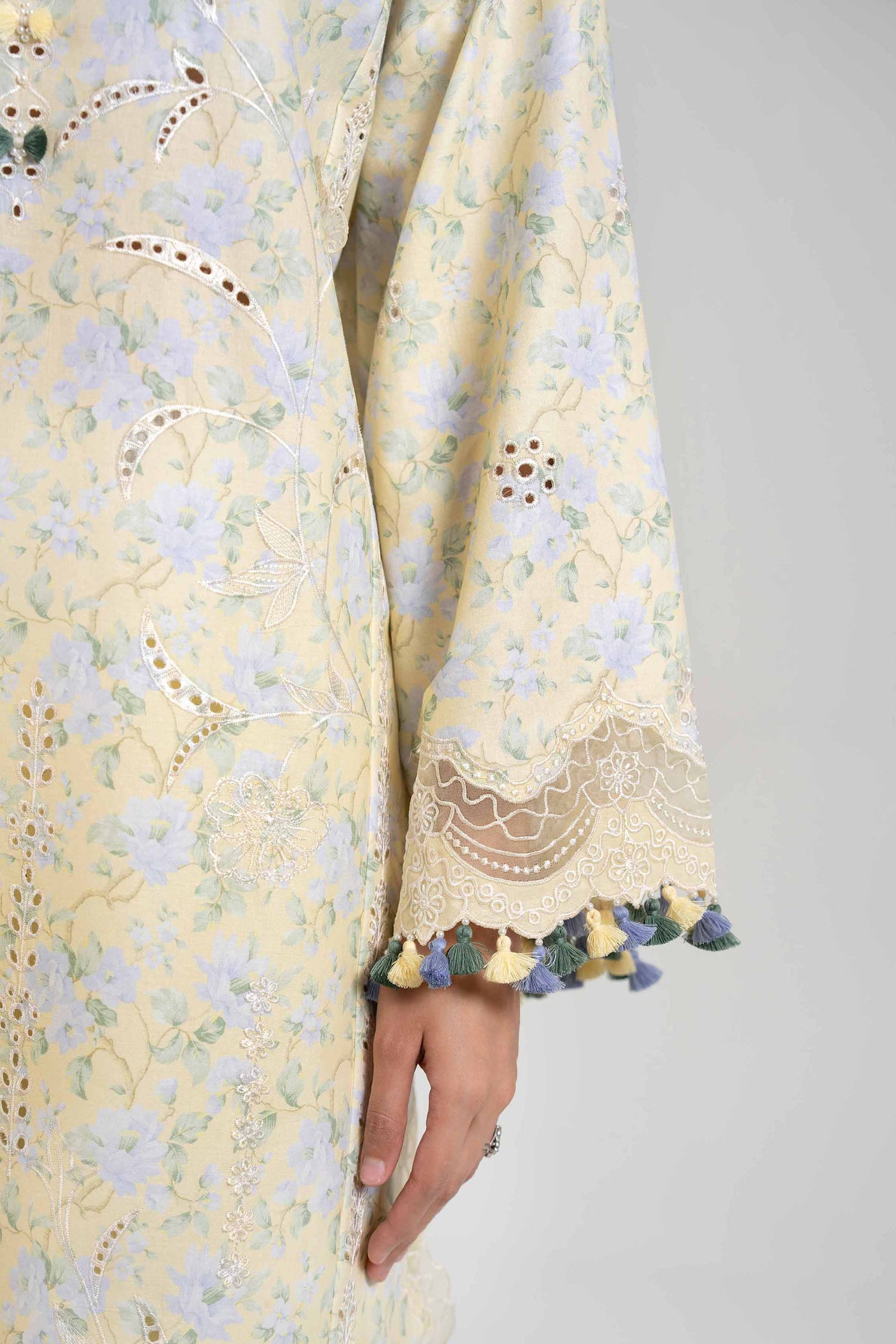 3 Piece Embroidered Lawn Suit