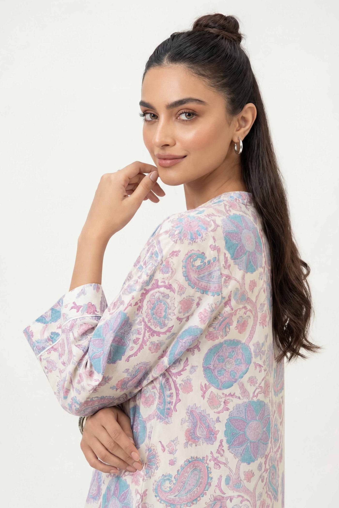 Embroidered Lawn Fabric (2Pcs)