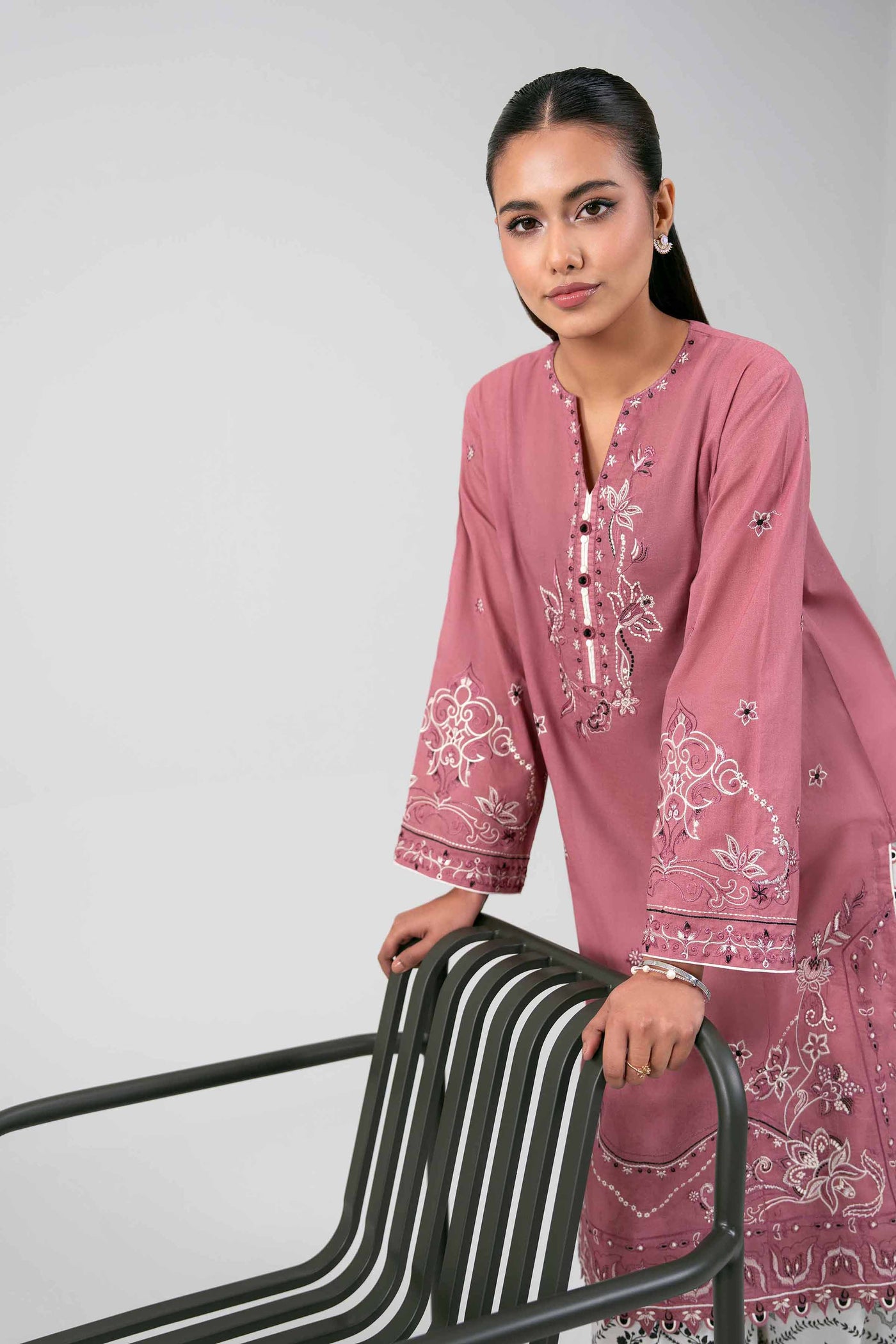 3 Piece Embroidered Lawn Suit