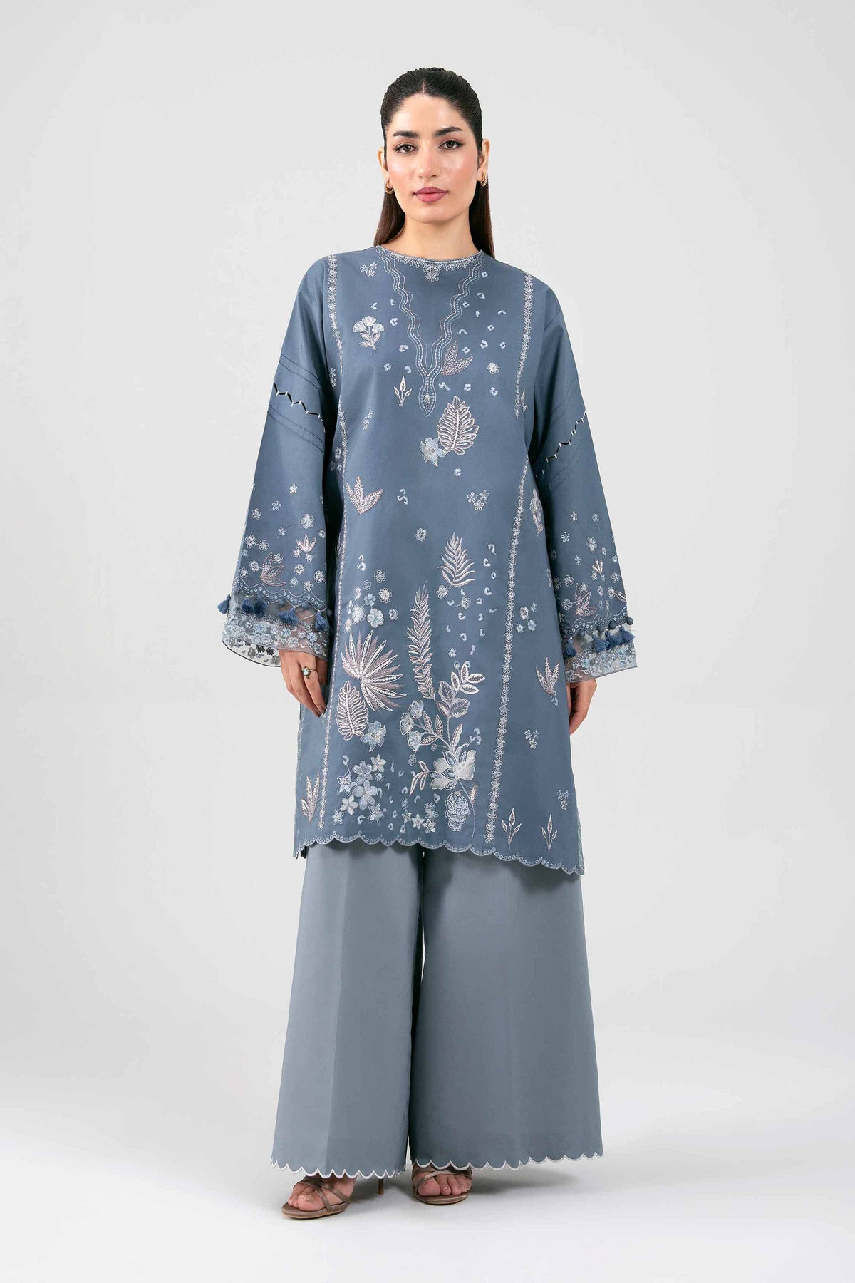 2 Piece - Embroidered Suit - 42601428
