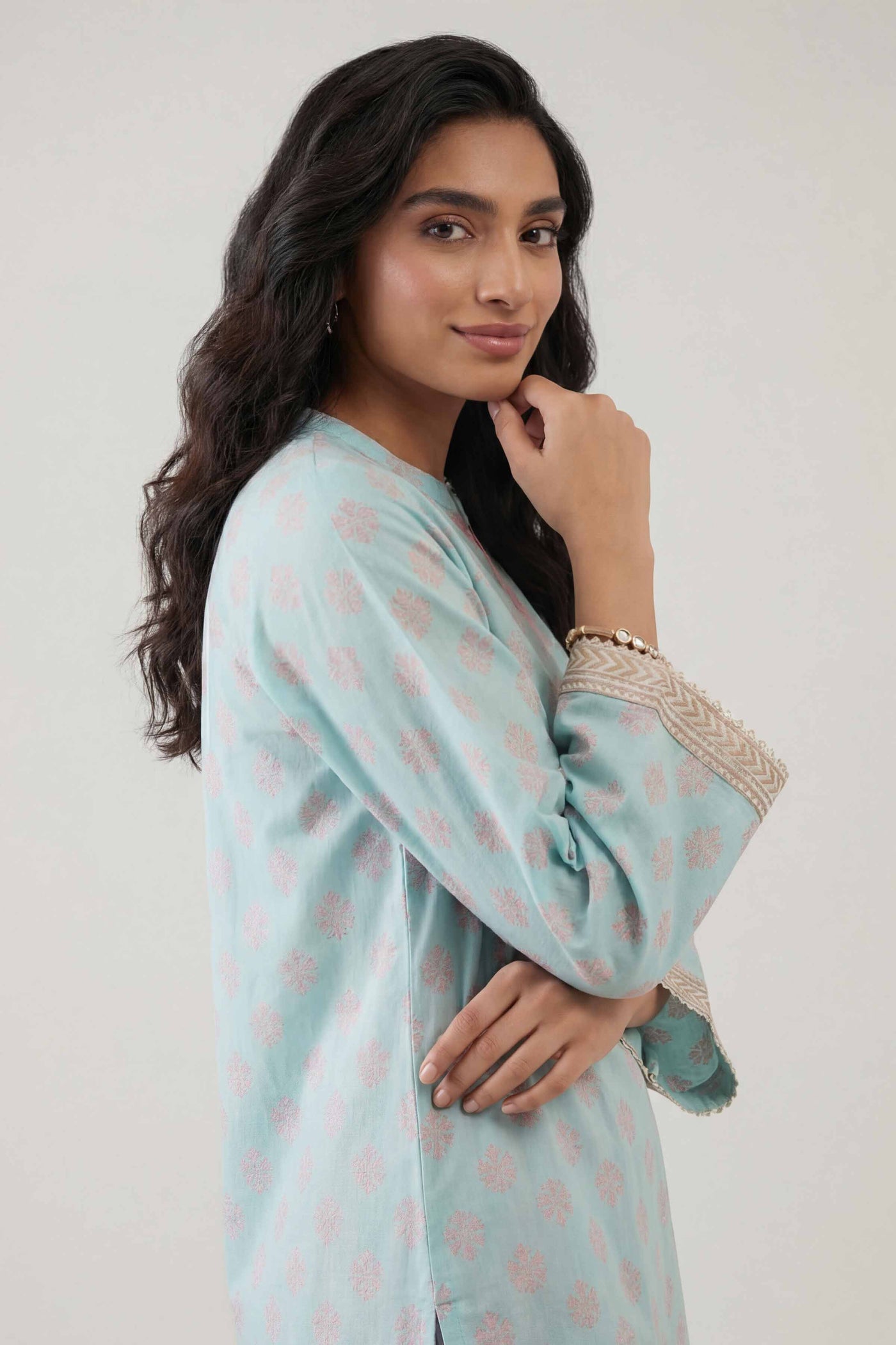 3 Piece Embroidered Lawn Suit