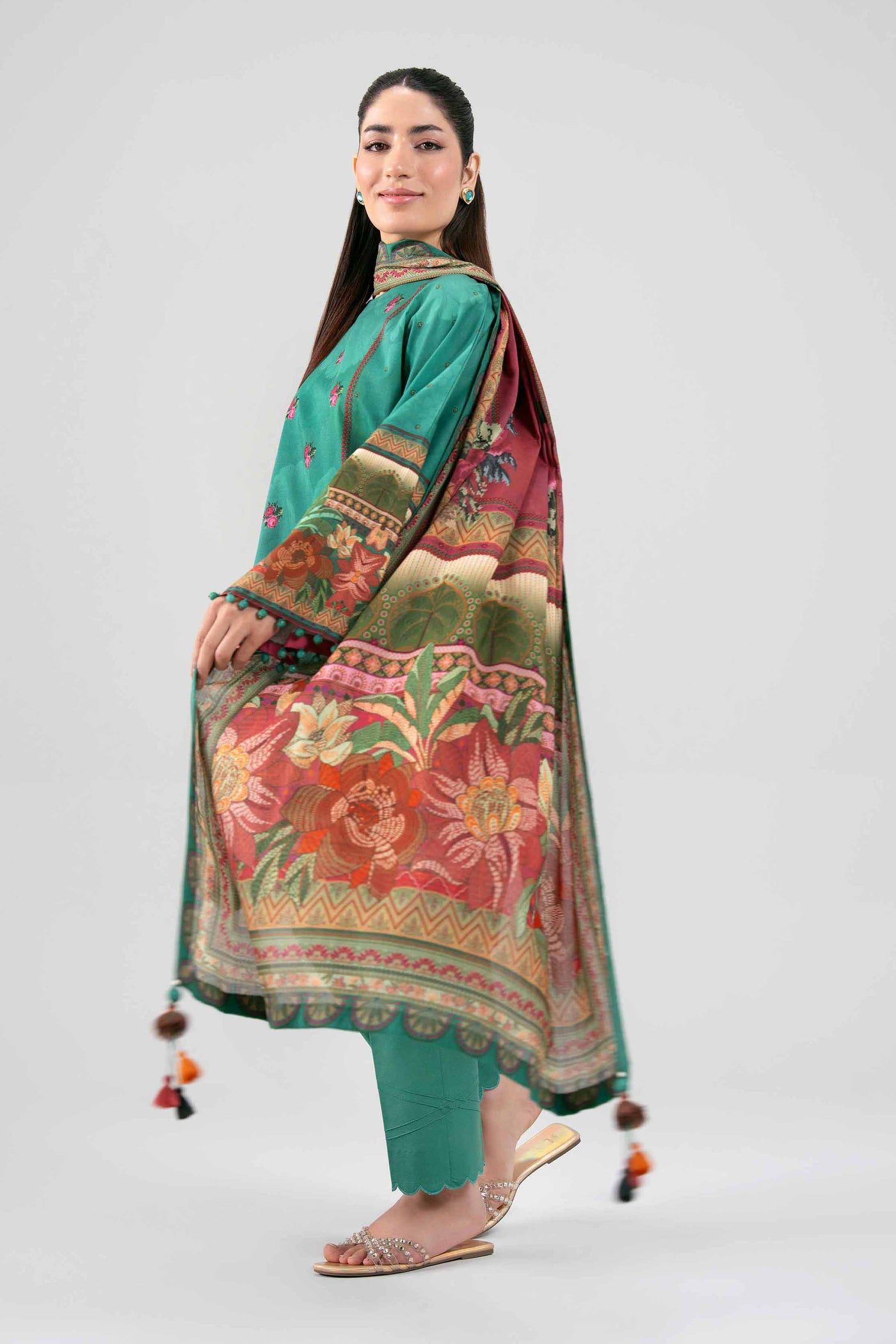 3 Piece Unstitched Embroidered Lawn Suit