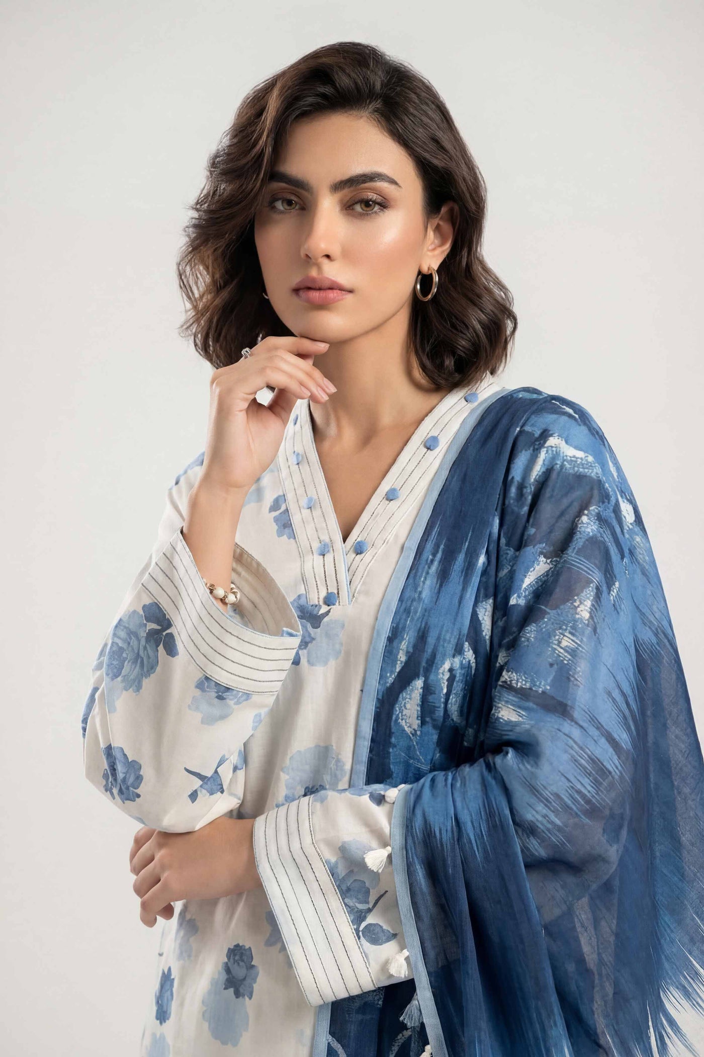 3 Piece Unstitched Embroidered Lawn Suit