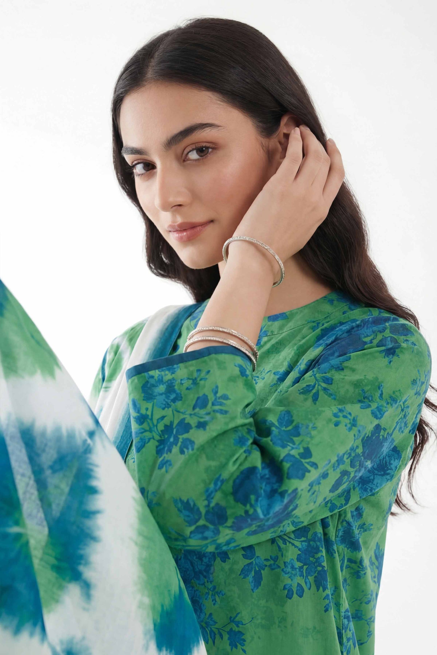 Nourhan Jhumka