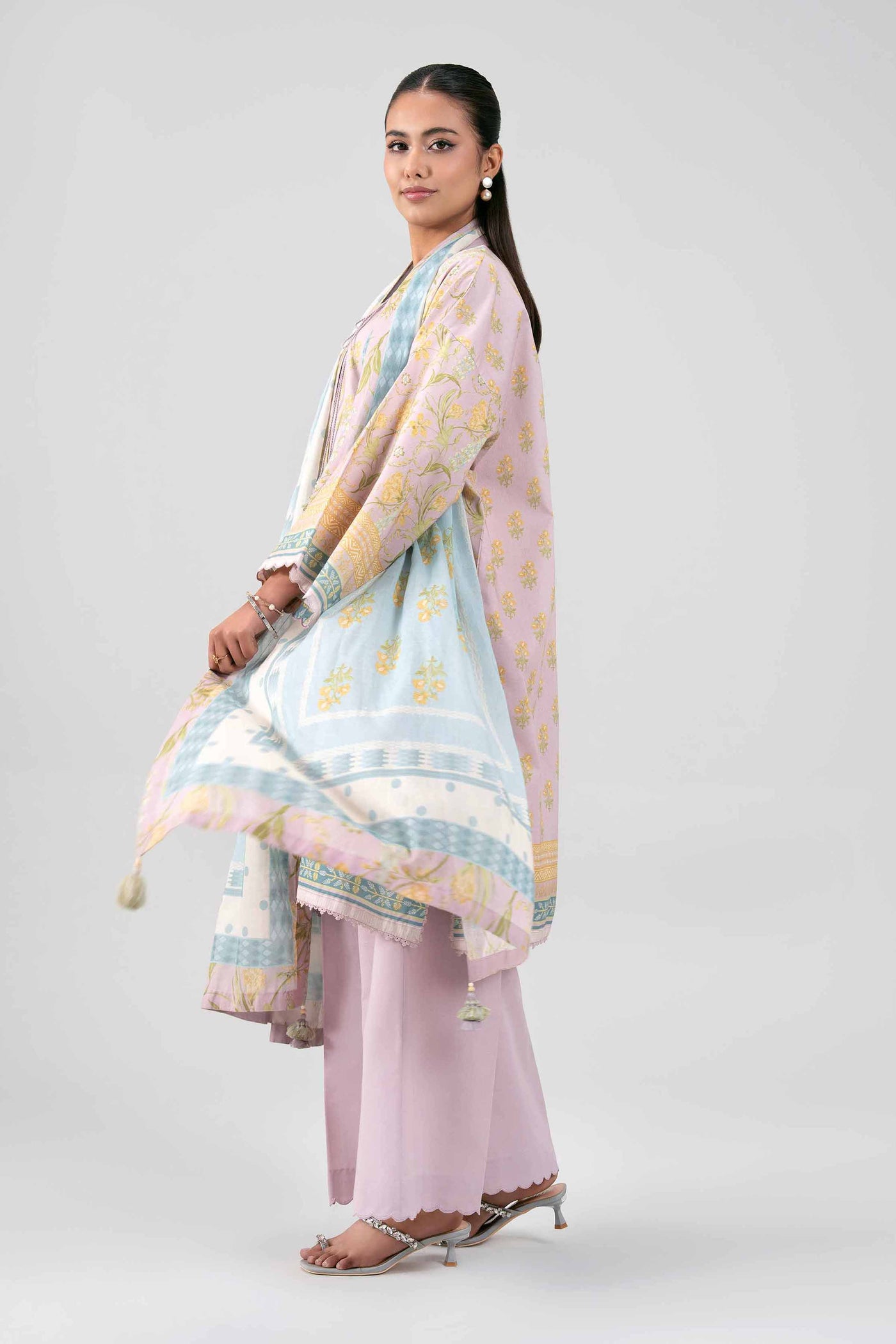 3 Piece Unstitched Embroidered Lawn Suit
