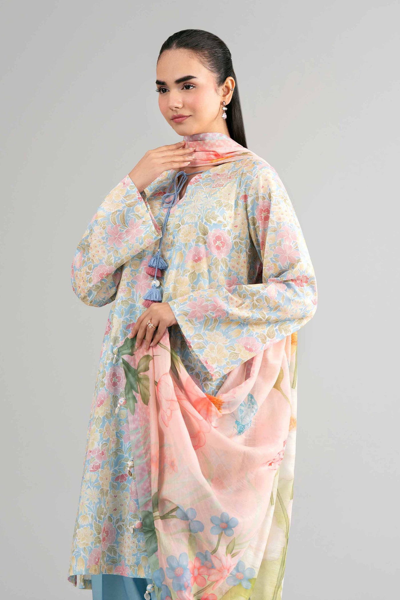 3 Piece Embroidered Lawn Suit