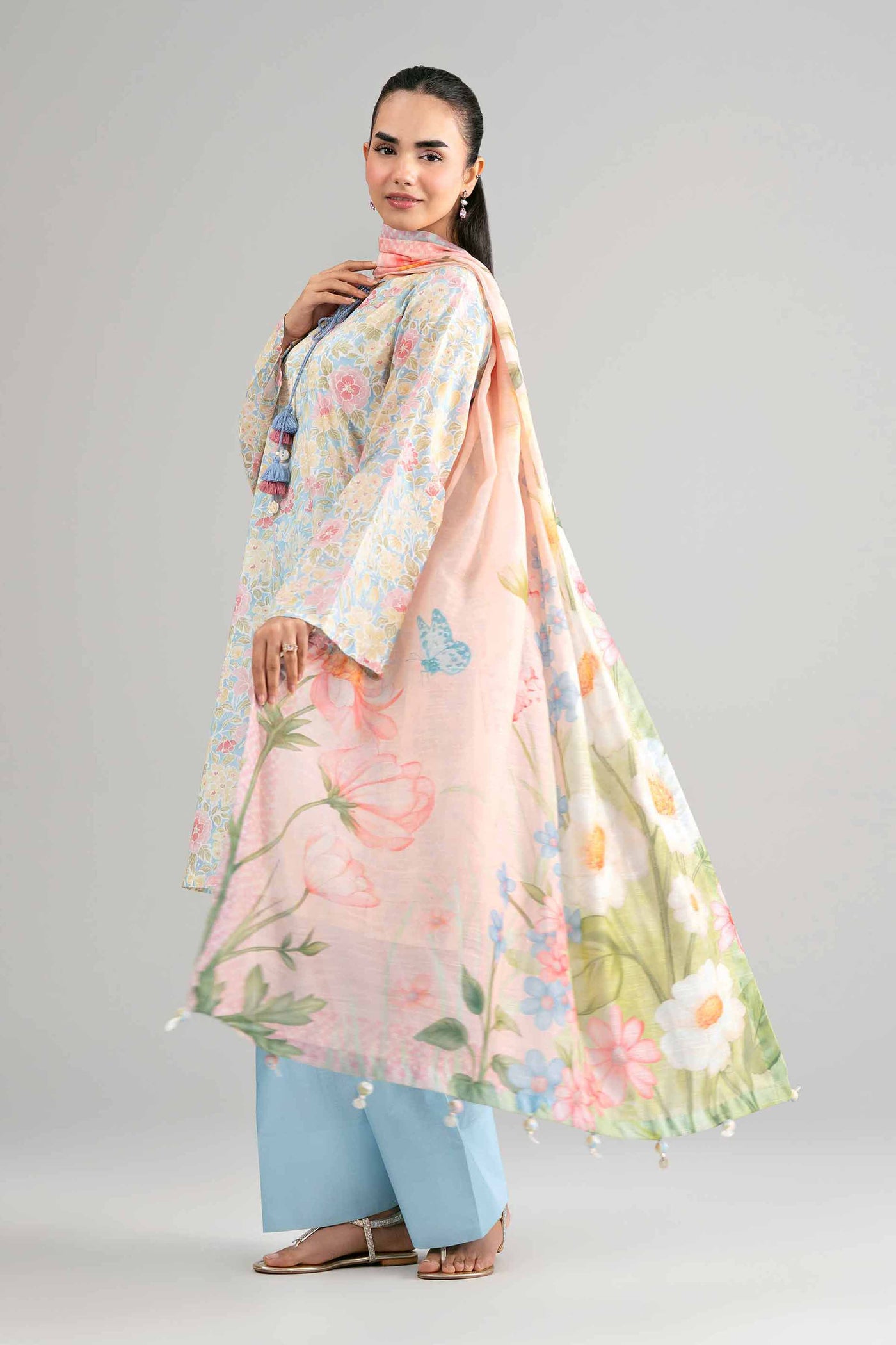 3 Piece Embroidered Lawn Suit