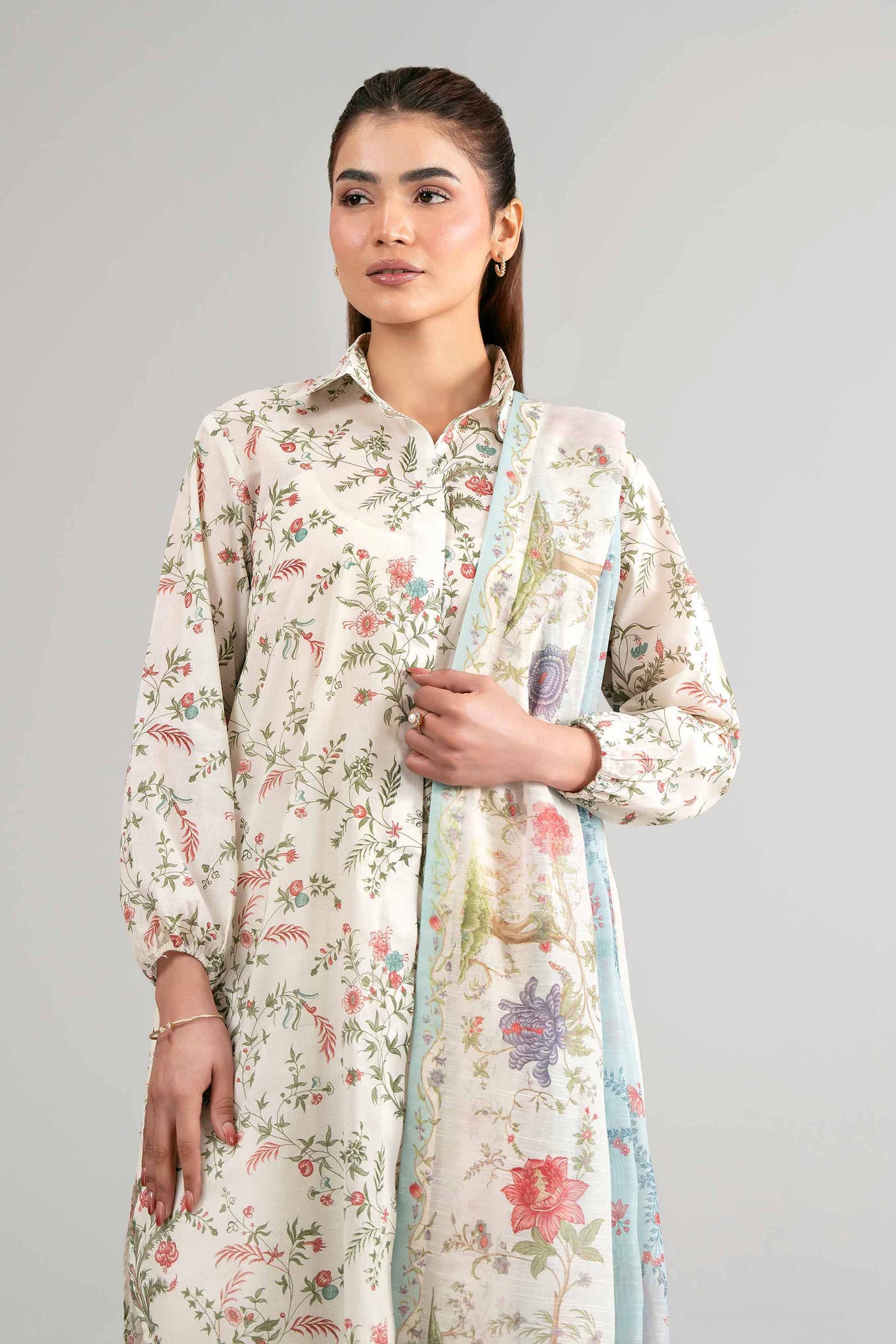 3 Piece Unstitched Embroidered Lawn Suit