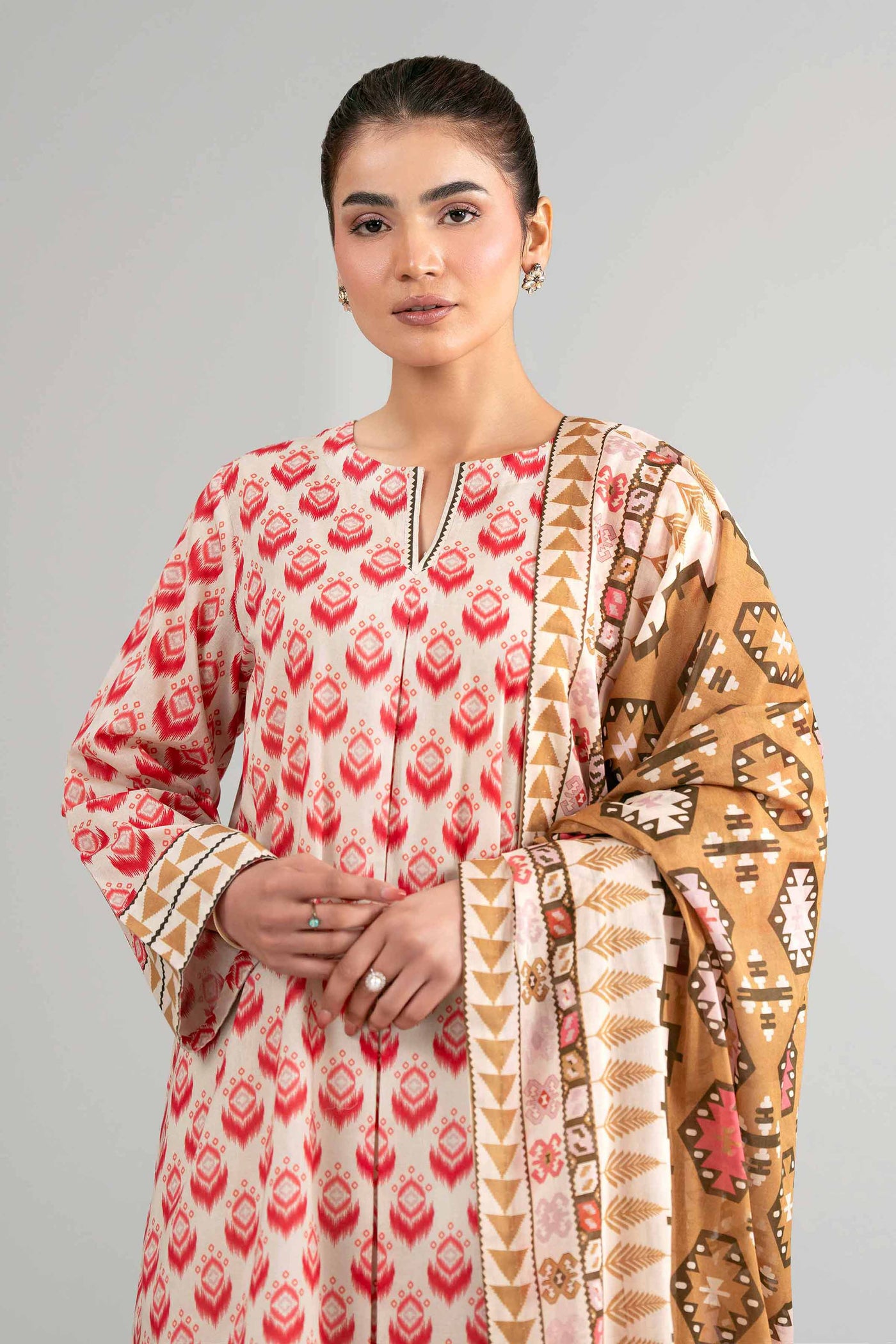 3 Piece Unstitched Embroidered Lawn Suit