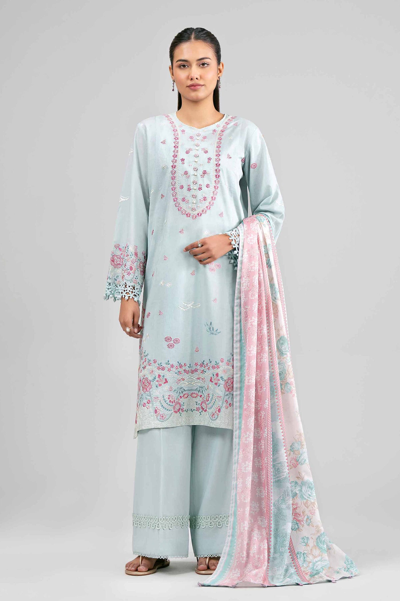 3 Piece Embroidered Lawn Suit