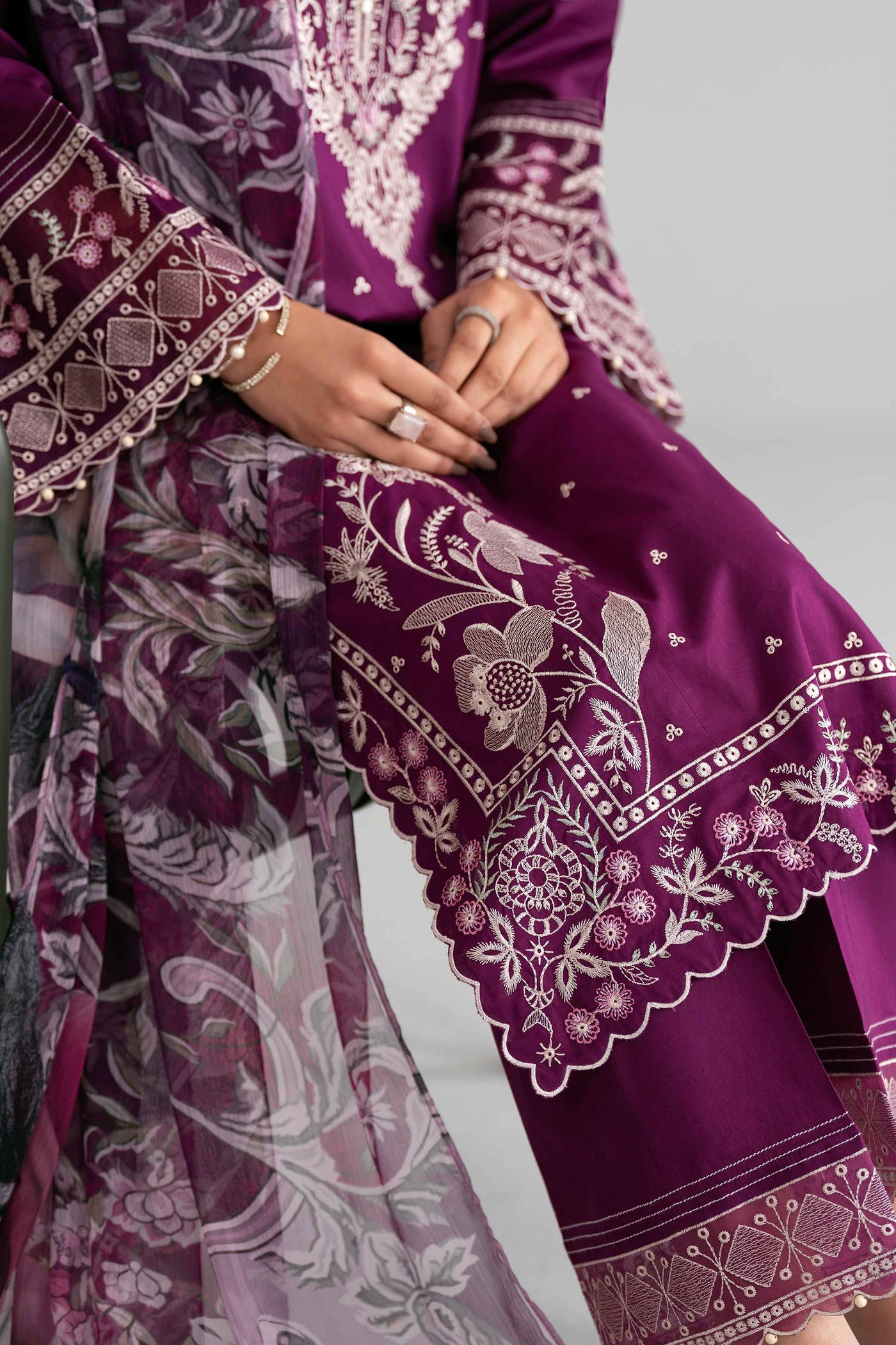 Banu Jhumka