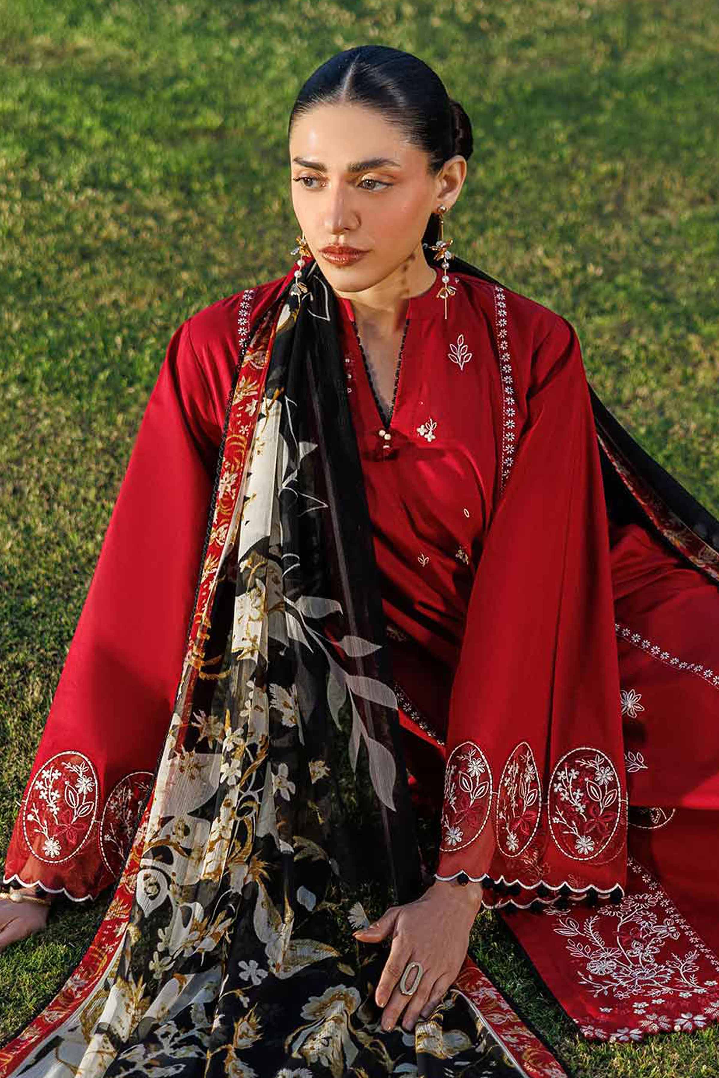 3 Piece - Digital Printed Embroidered Suit - 42601550