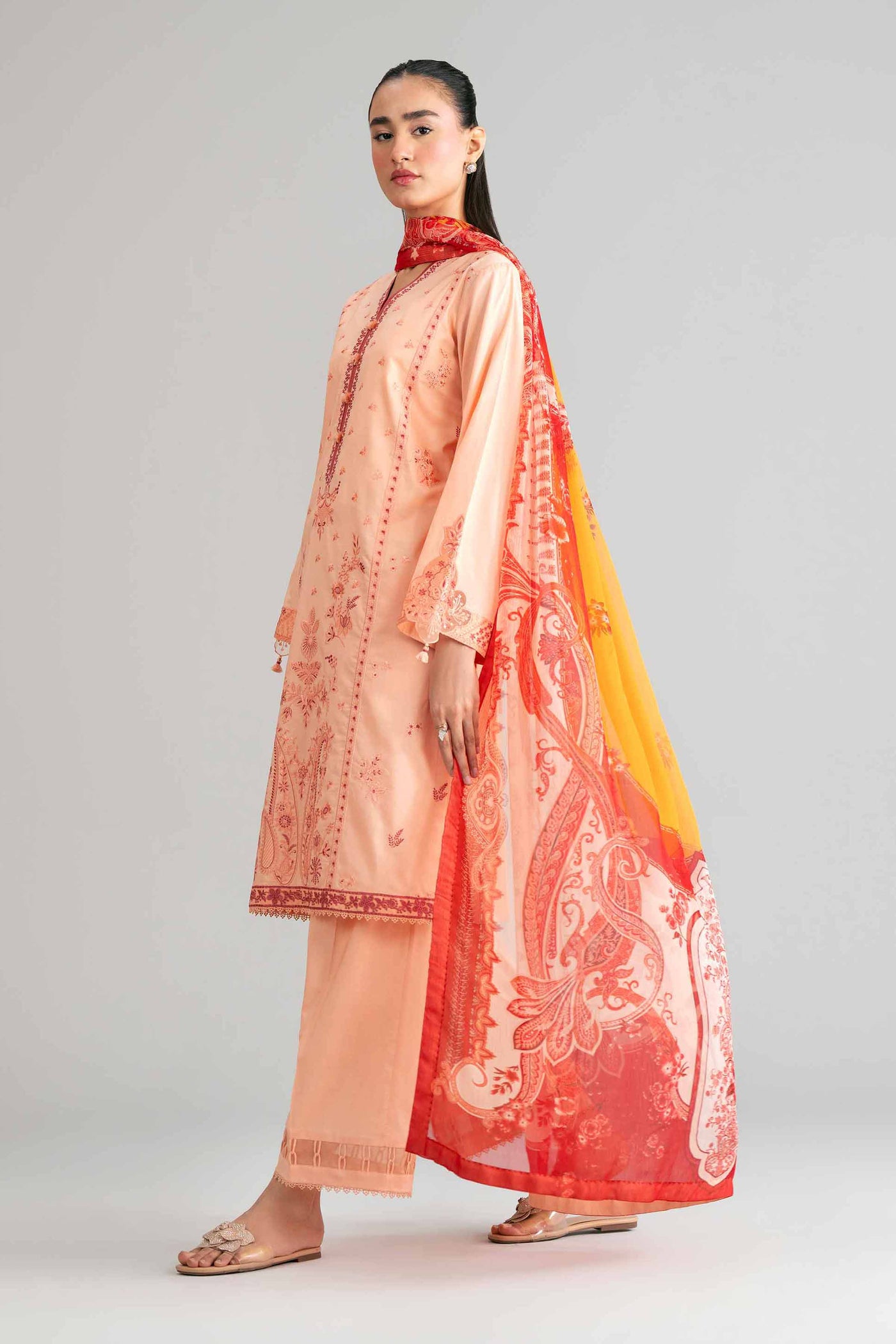 3 Piece Embroidered Lawn Suit
