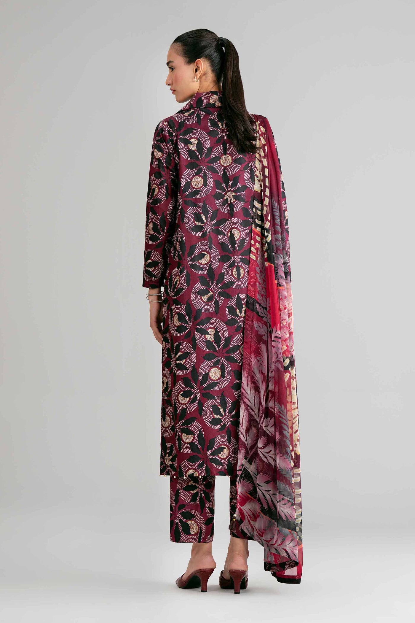 3 Piece Embroidered Lawn Suit
