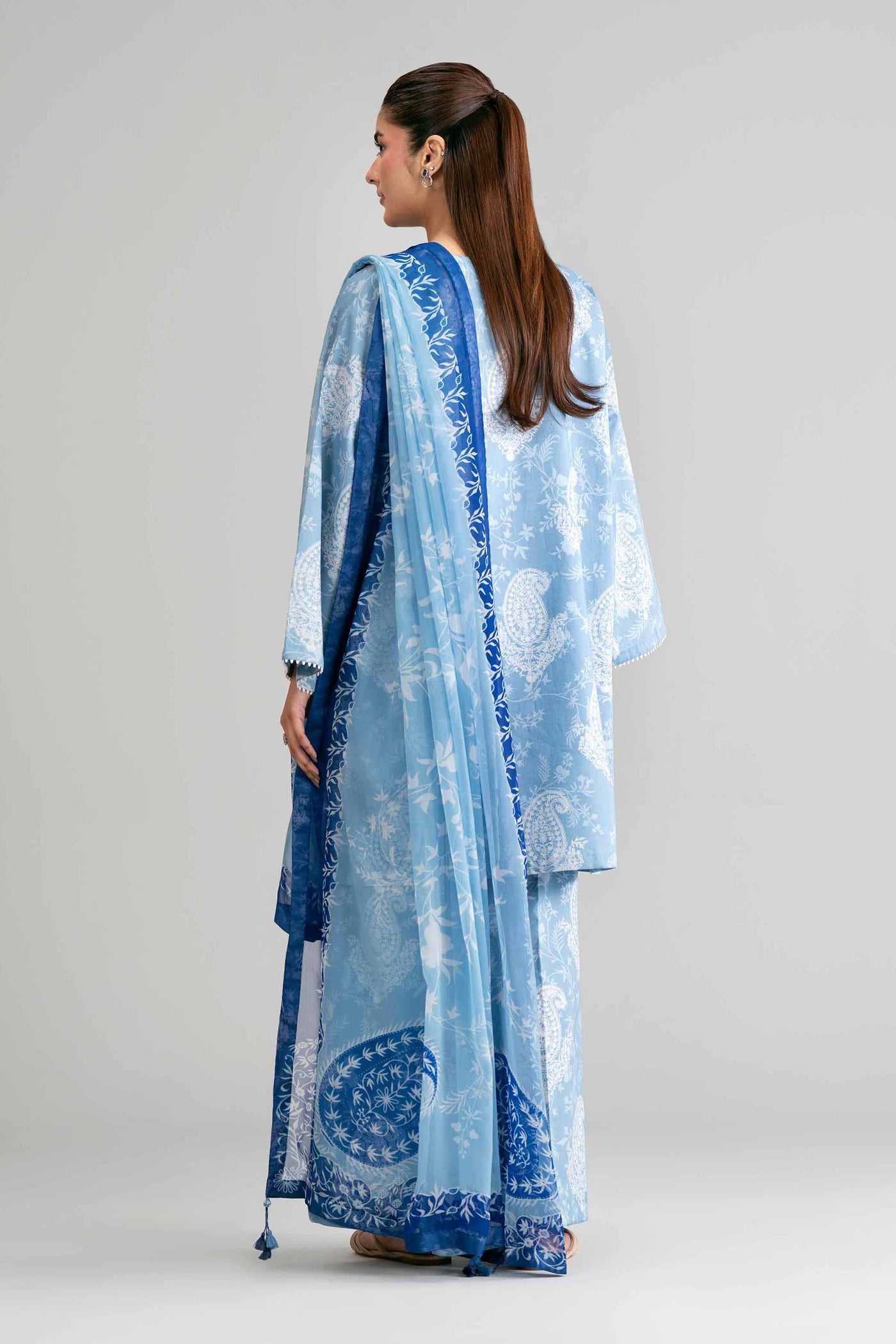 3 Piece Embroidered Brochia Jacquard Suit