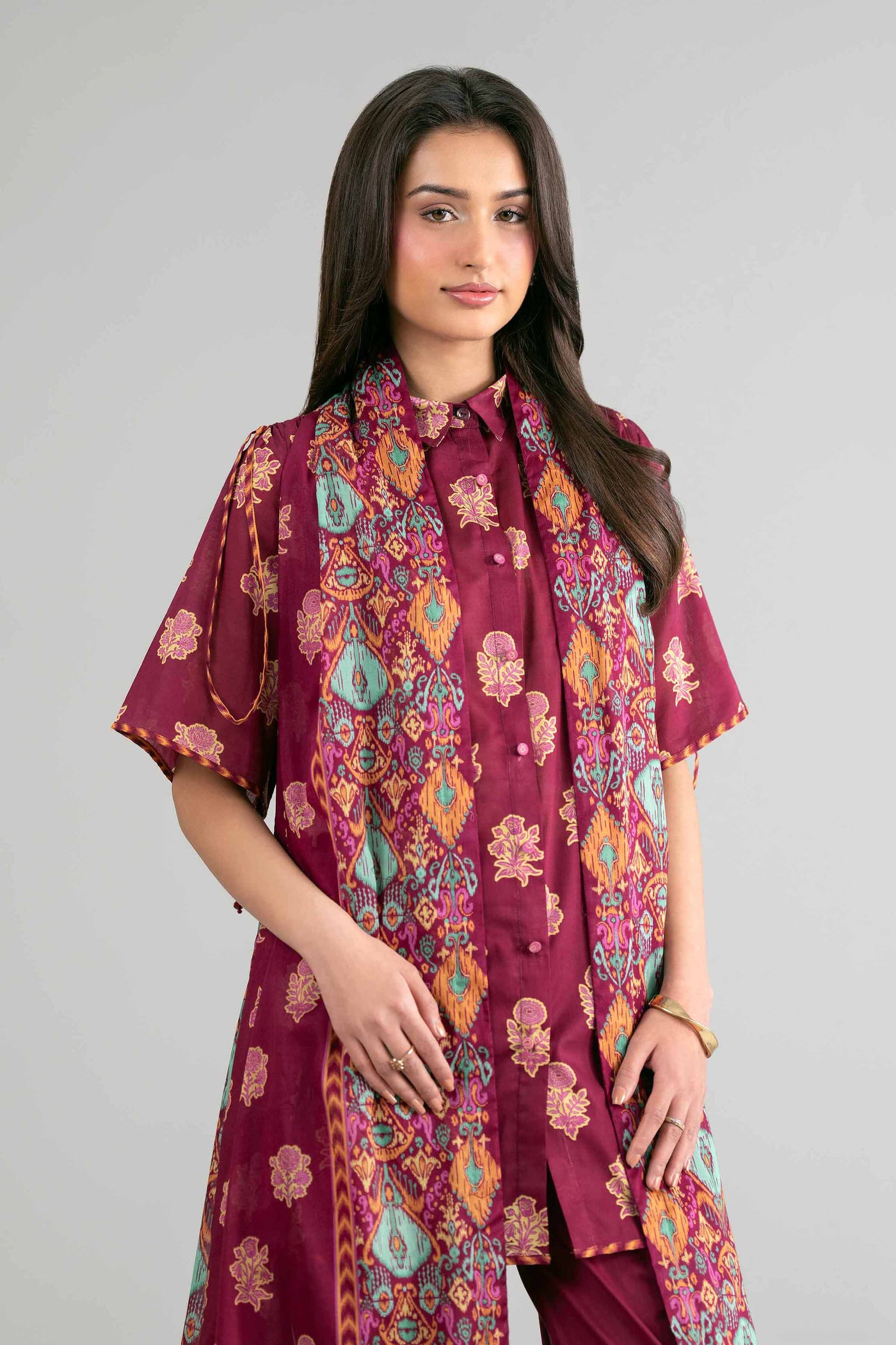 Gulmira Jhoomar