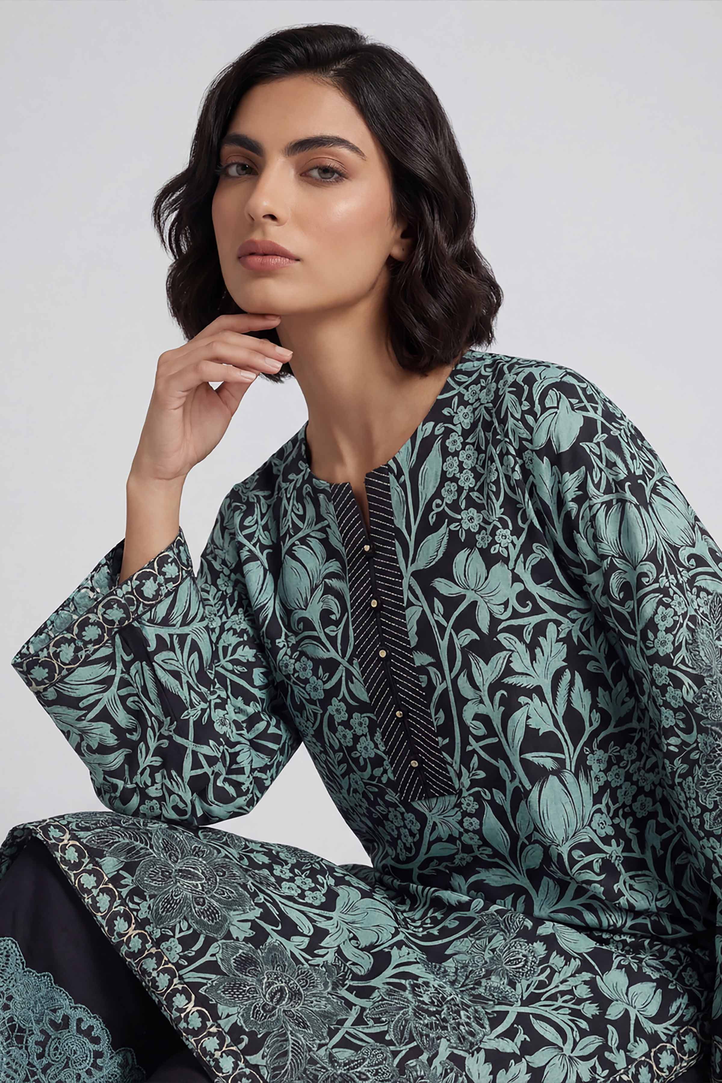 2 Piece - Printed Embroidered Suit - 42601657