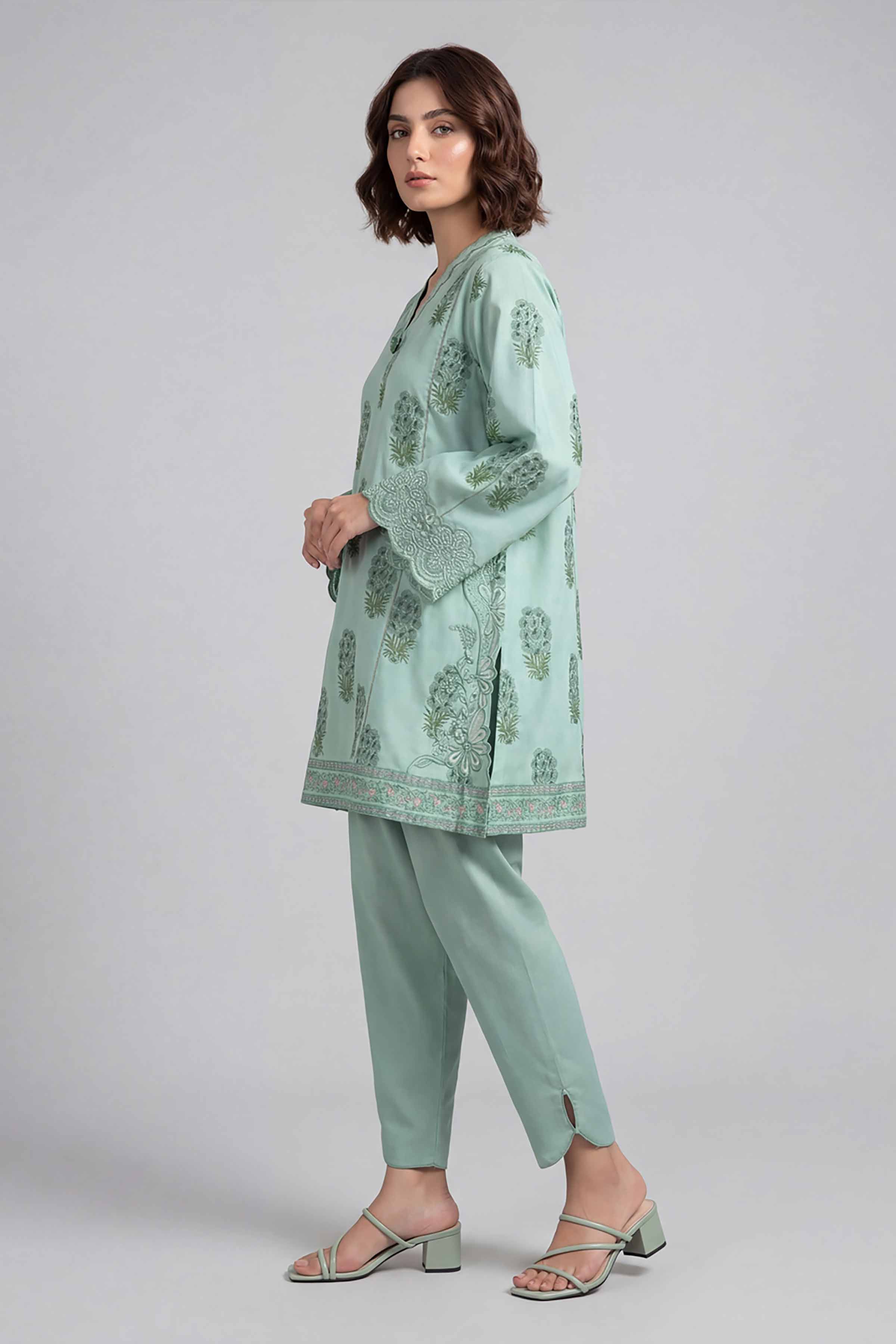 Embroidered Organza Saree