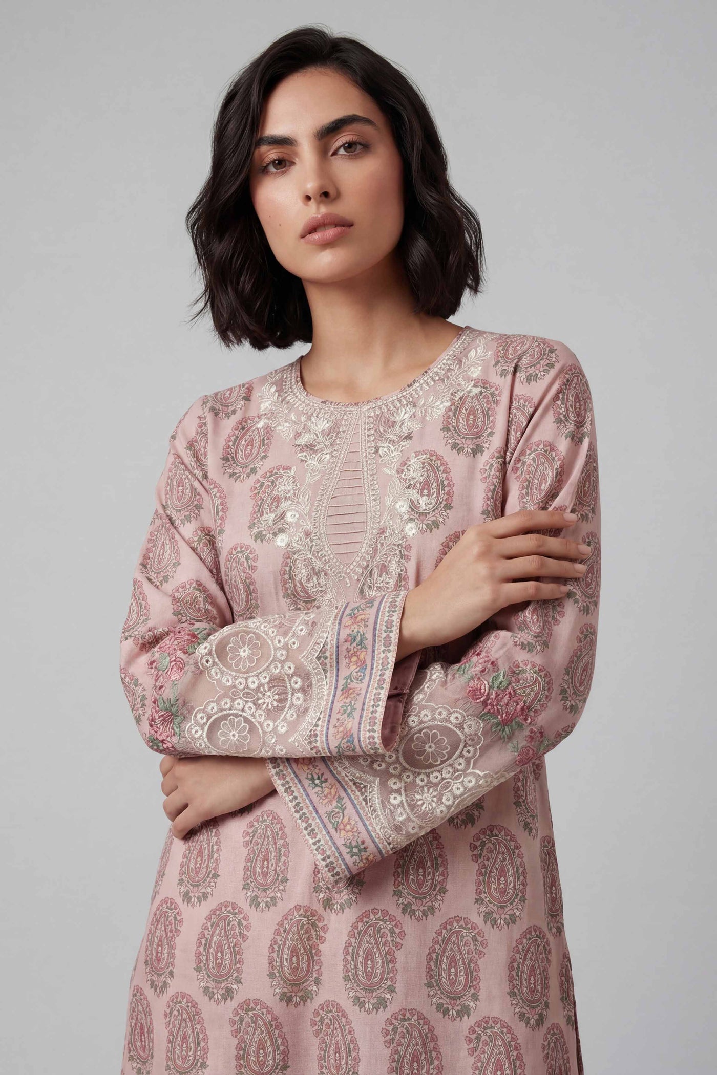 3 Piece Embroidered Zari Net Suit