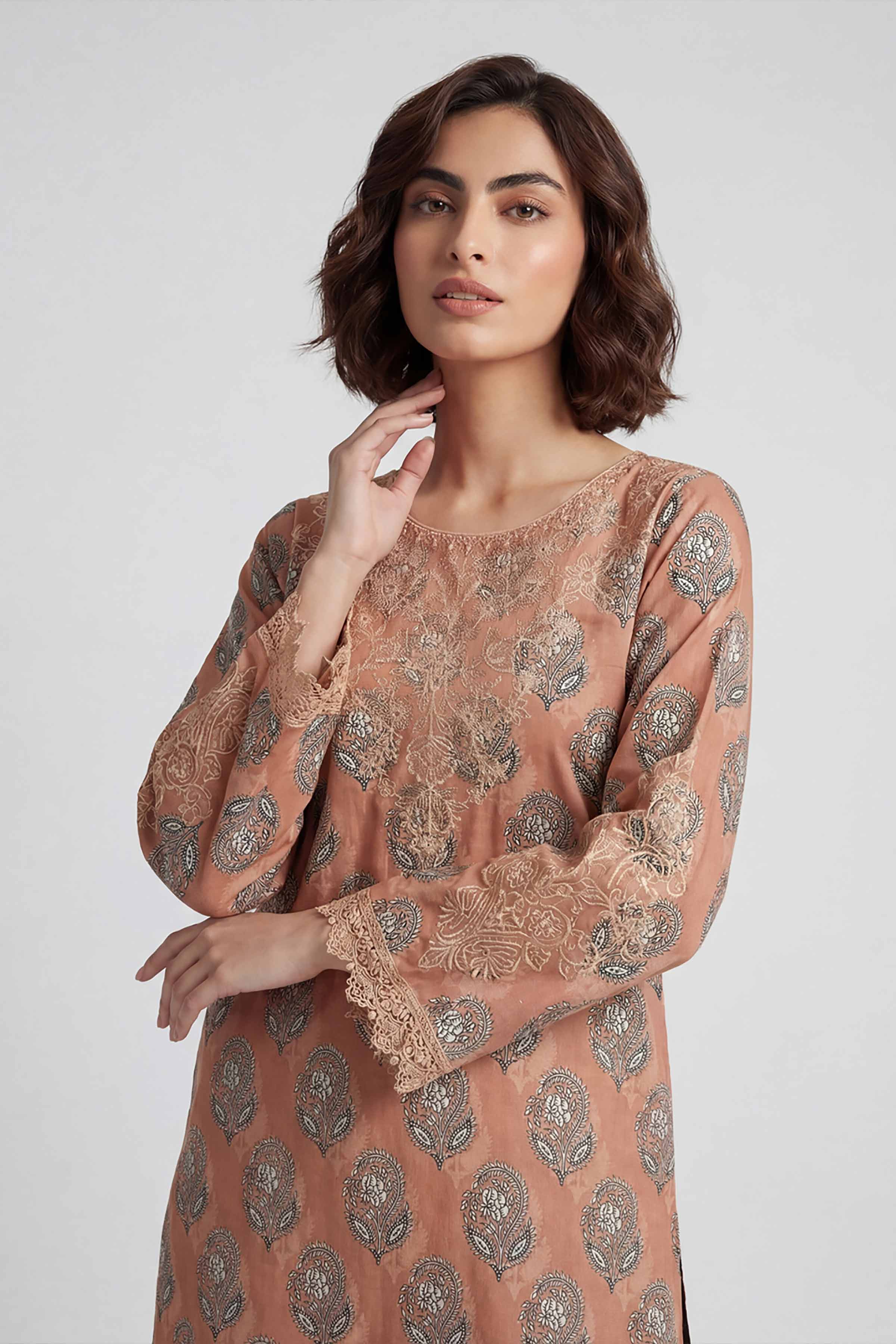 2 Piece - Printed Embroidered Suit - 42601662