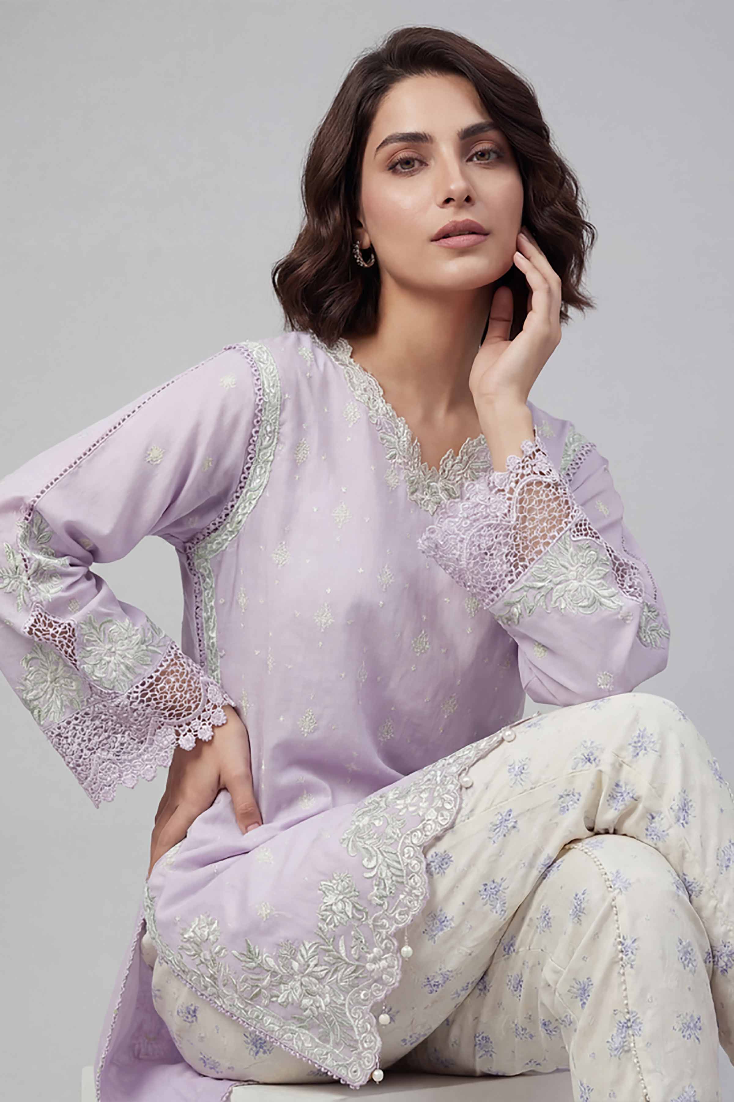 2 Piece - Printed Embroidered Suit - 42601667