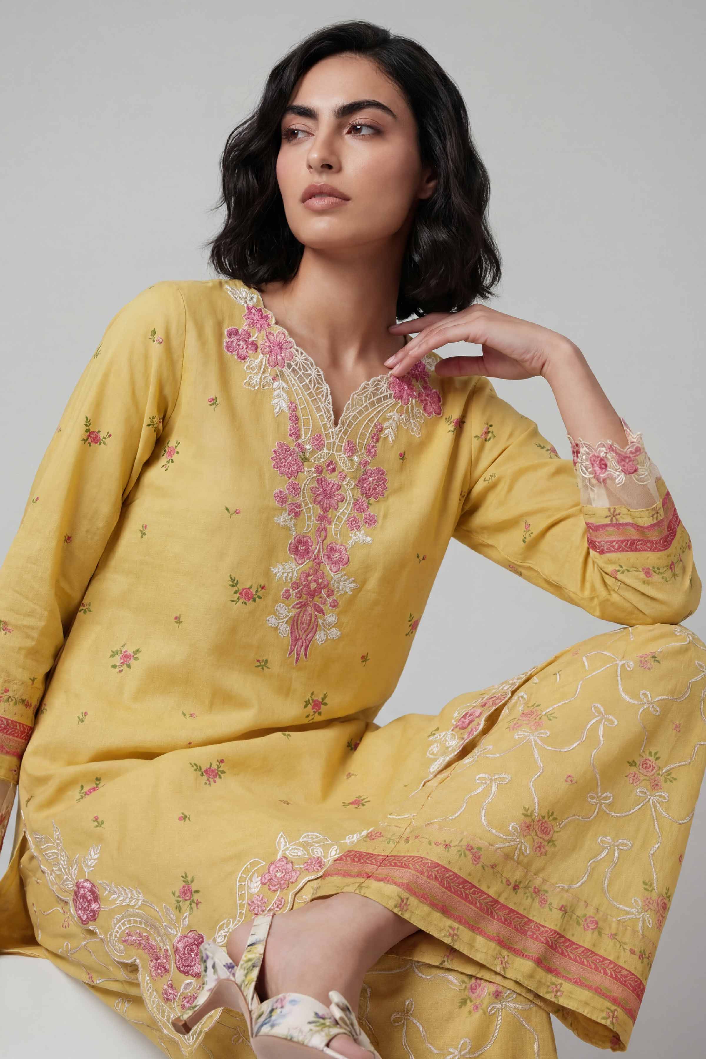 2 Piece - Printed Embroidered Suit - 42601669