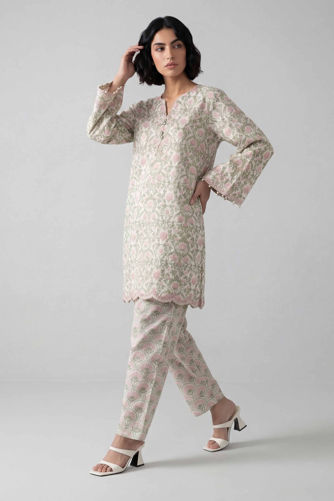 Embroidered Net Fabric (1Pc) | LF-901