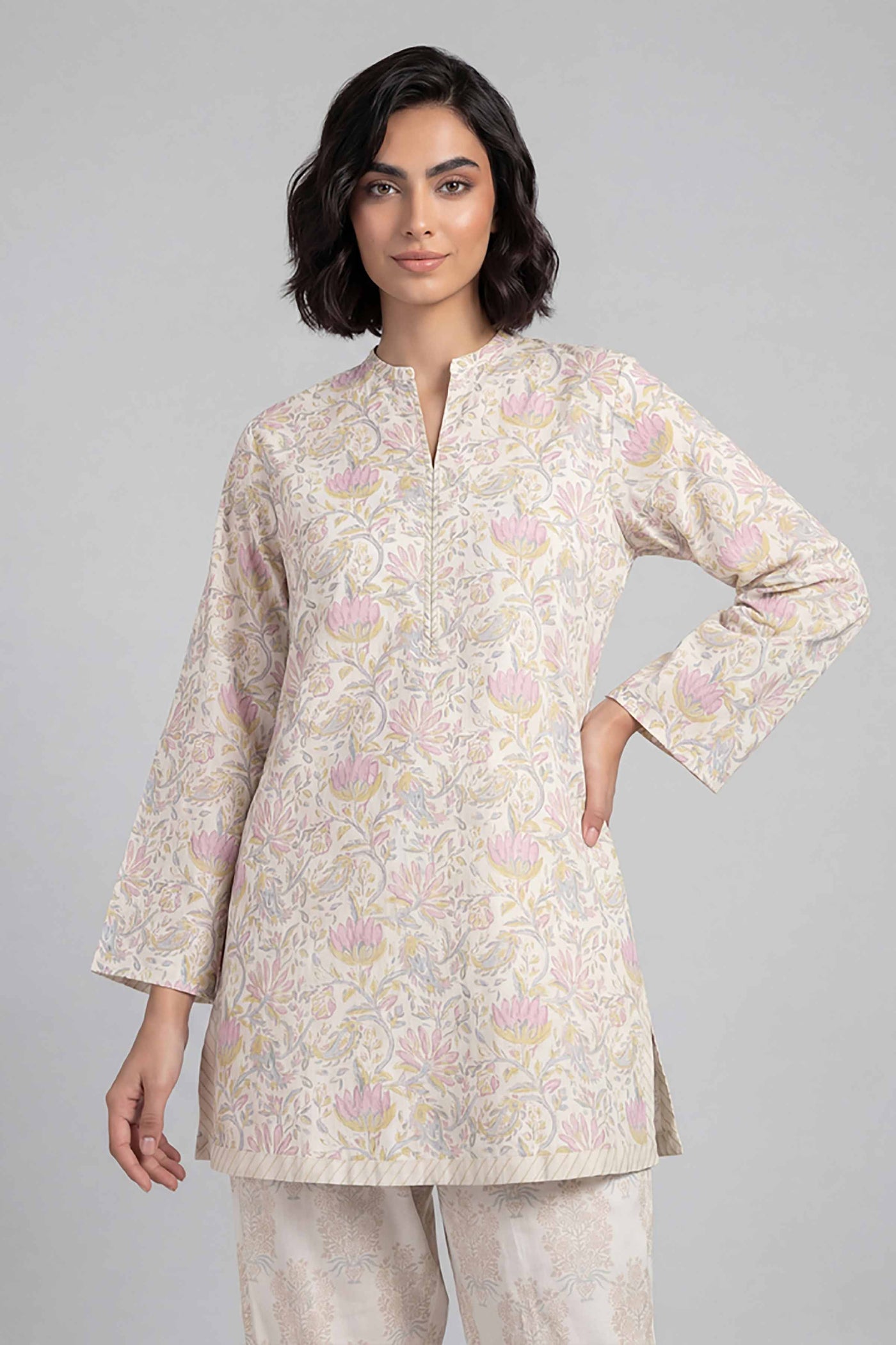 3 Piece Embroidered Chiffon Suit | MCS-25-104