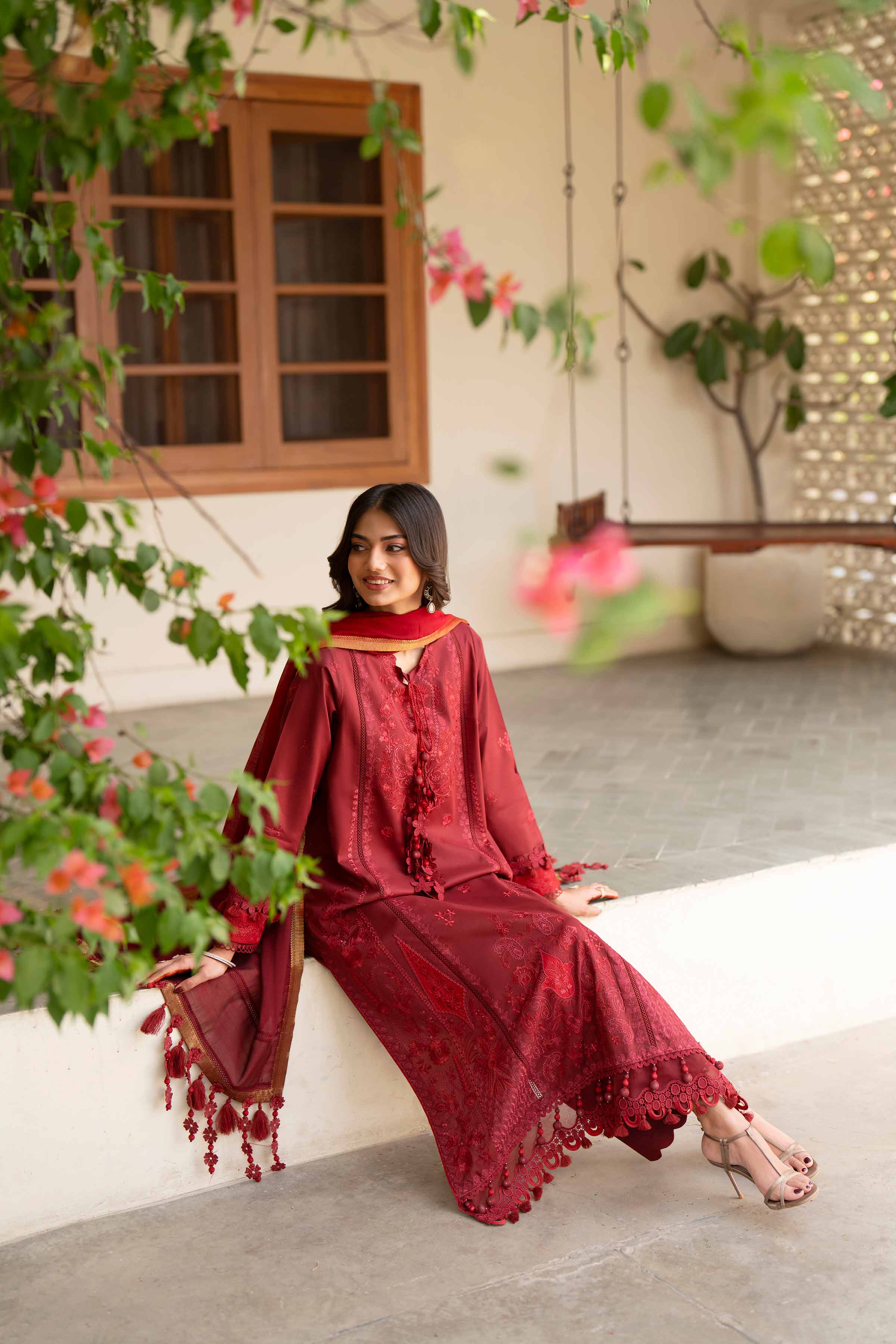 3 Piece - Embroidered Suit - 42601687