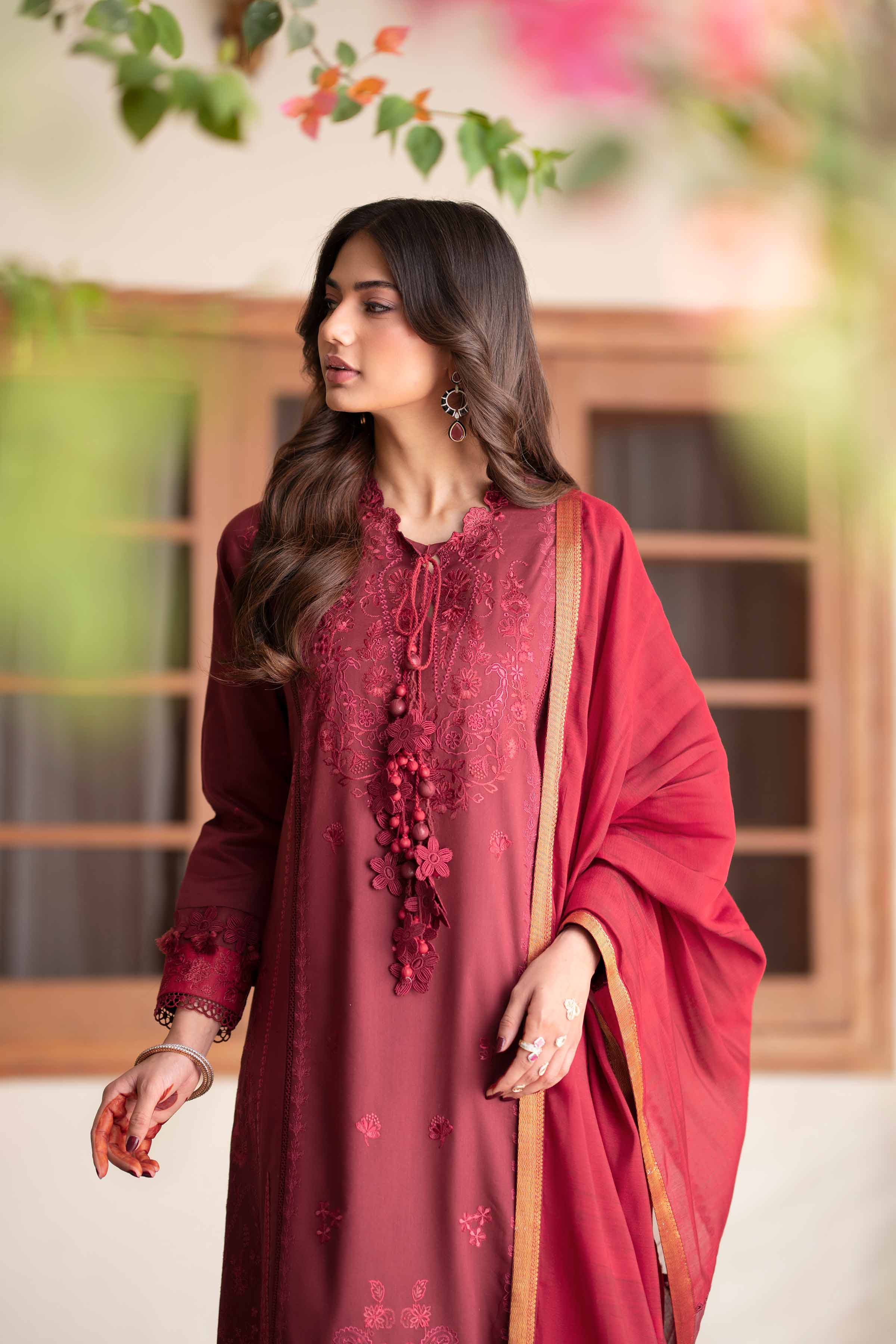 3 Piece - Embroidered Suit - 42601687