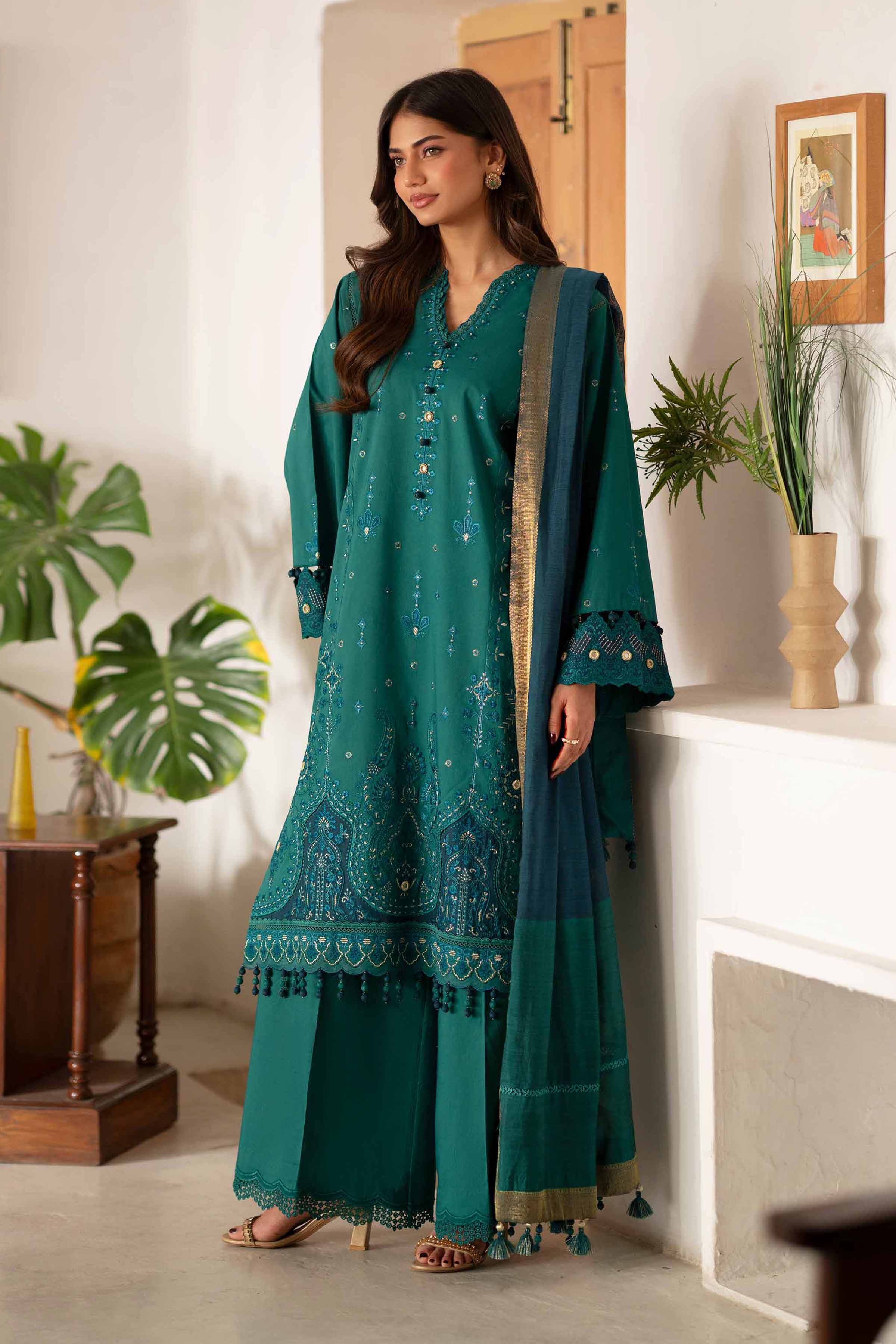 3 Piece - Embroidered Suit - 42601689