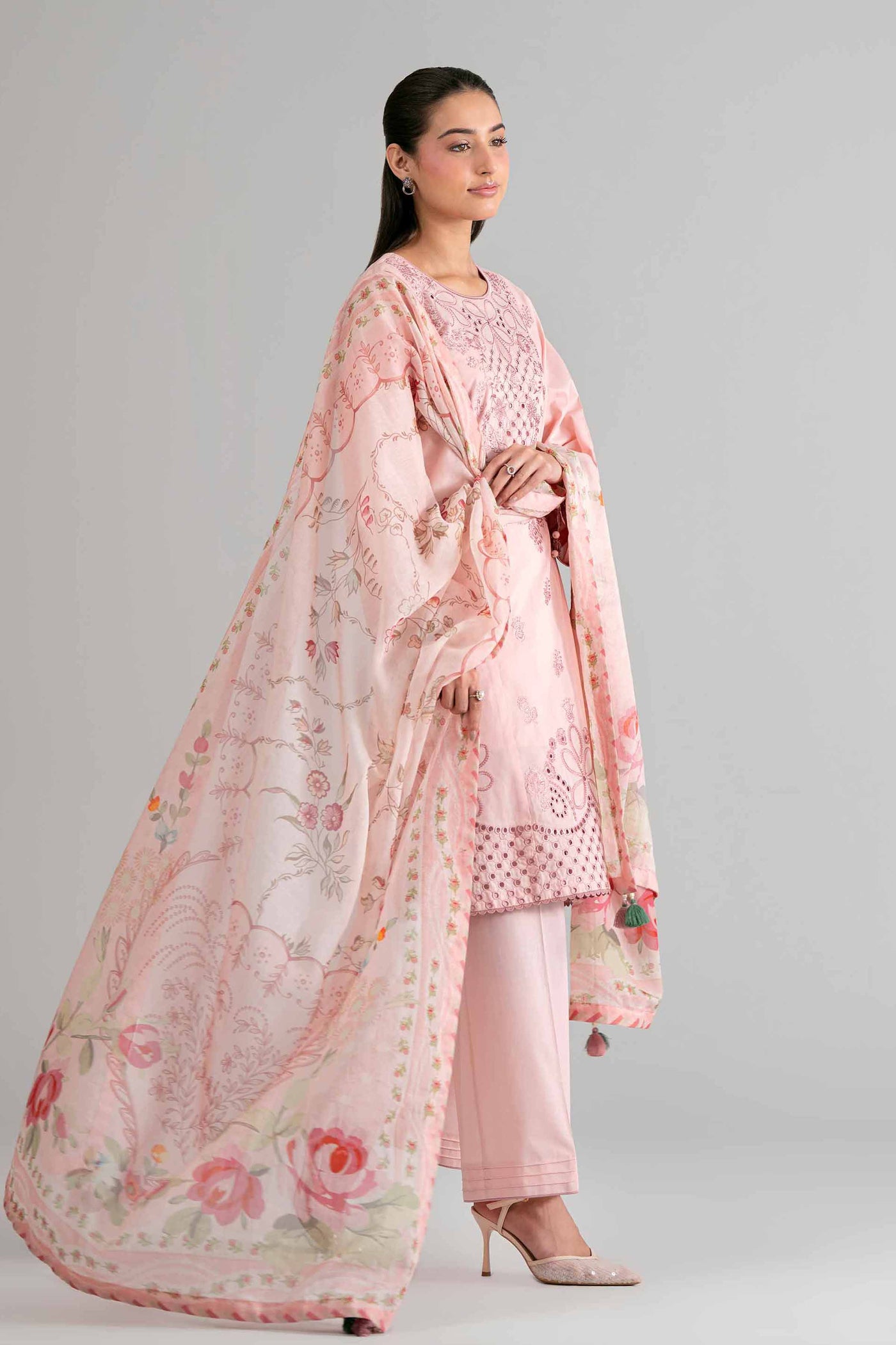 Embroidered Blended Kurta