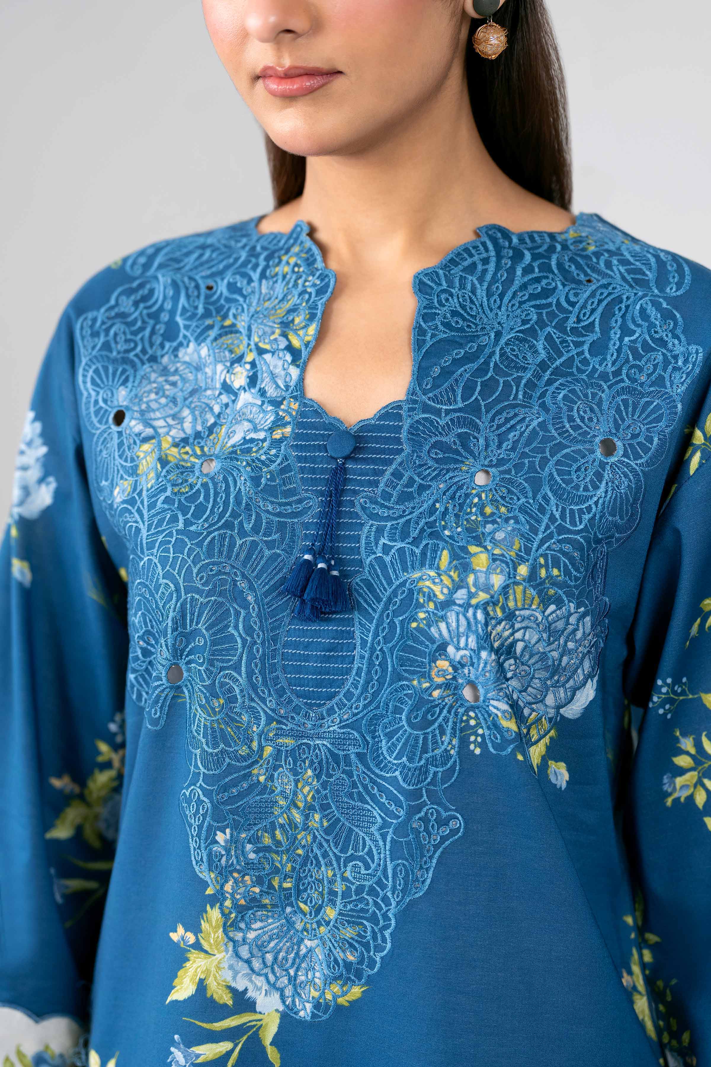 Embroidered Velvet Fabric (1Pc) | LF-CH25-03