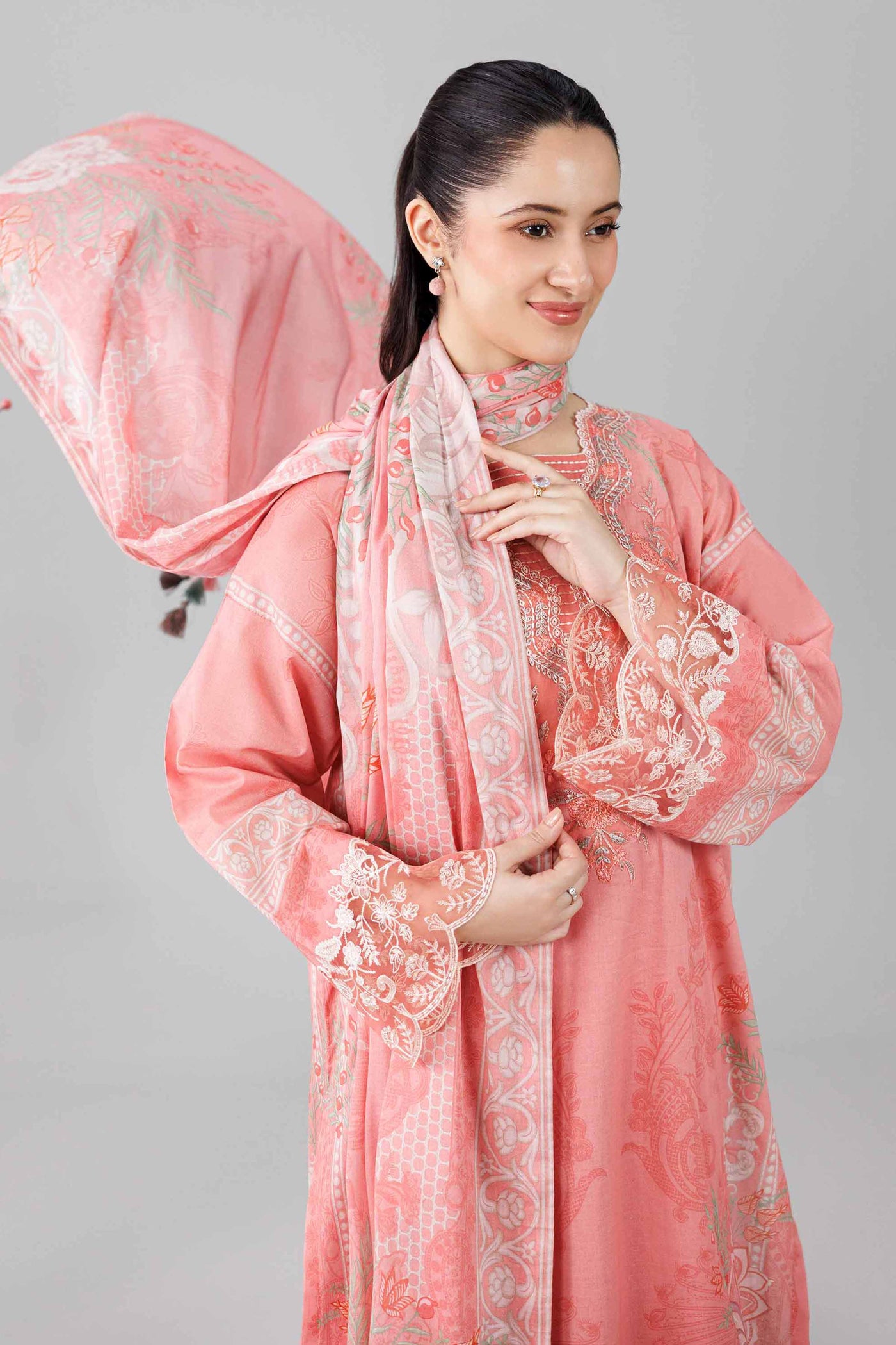 Embroidered Organza Fabric (2Pcs) | LF-910