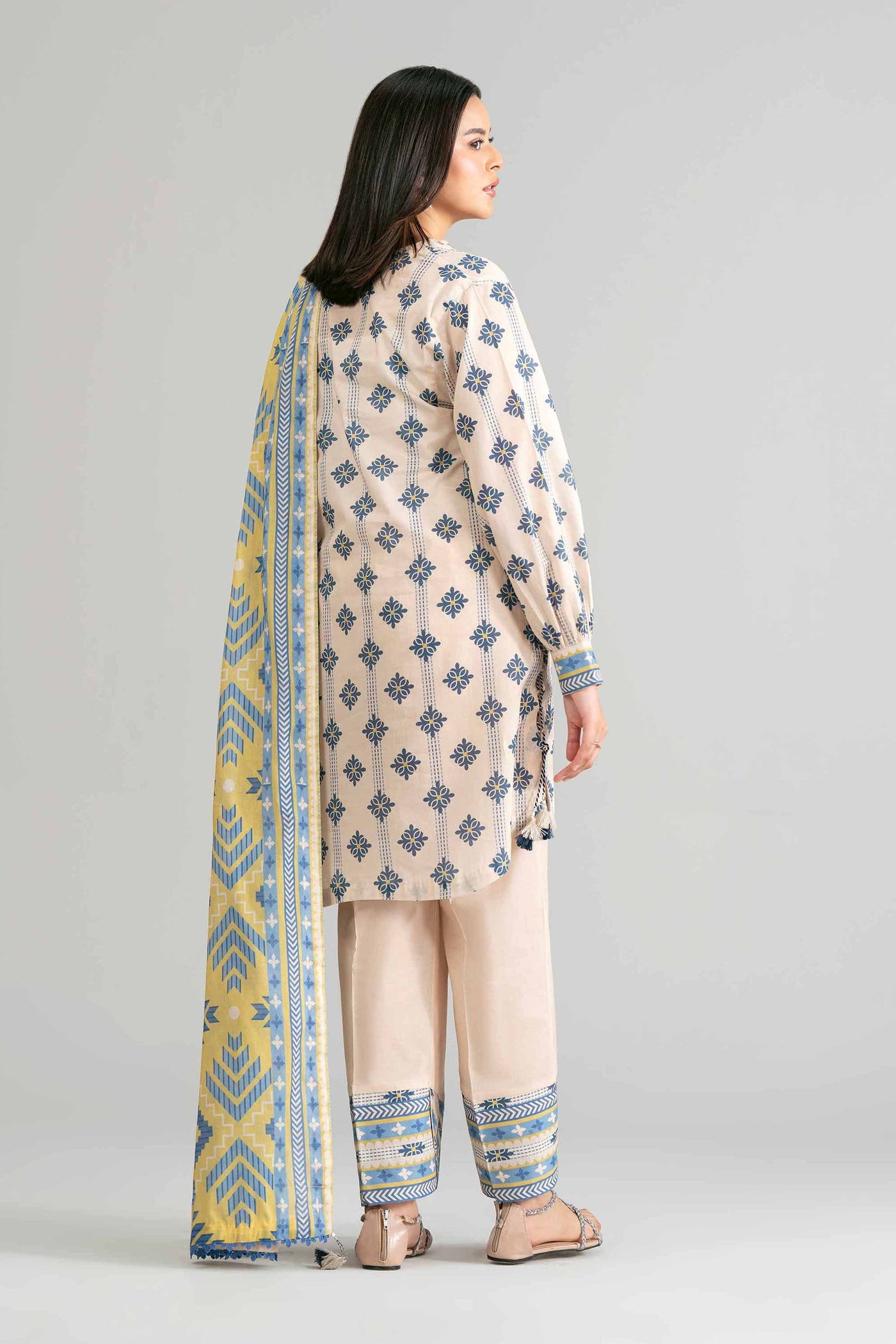 Embroidered Silk Fabric (1Pc) | LF-CH2R1