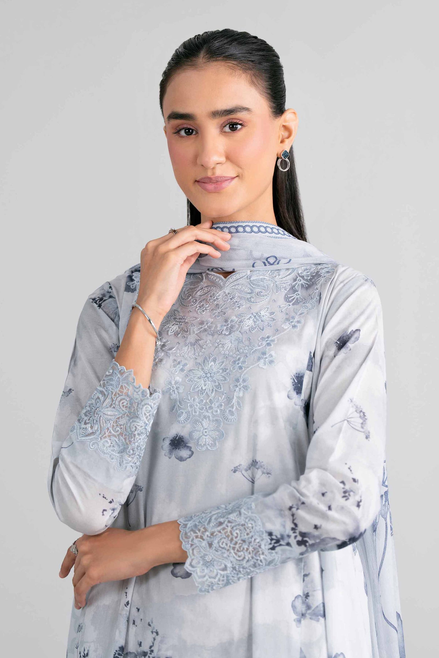 https://cdn.shopify.com/s/files/1/0534/2065/4791/files/42601995-_10.jpg?v=1779184361