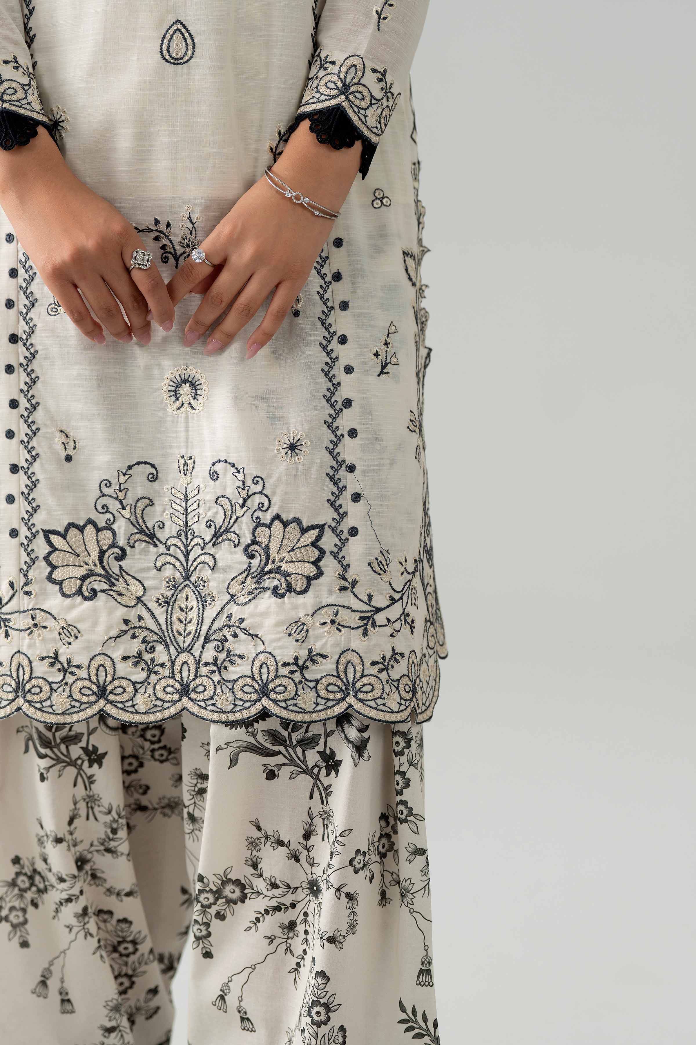 3 Piece - Printed Embroidered Suit - 42602039