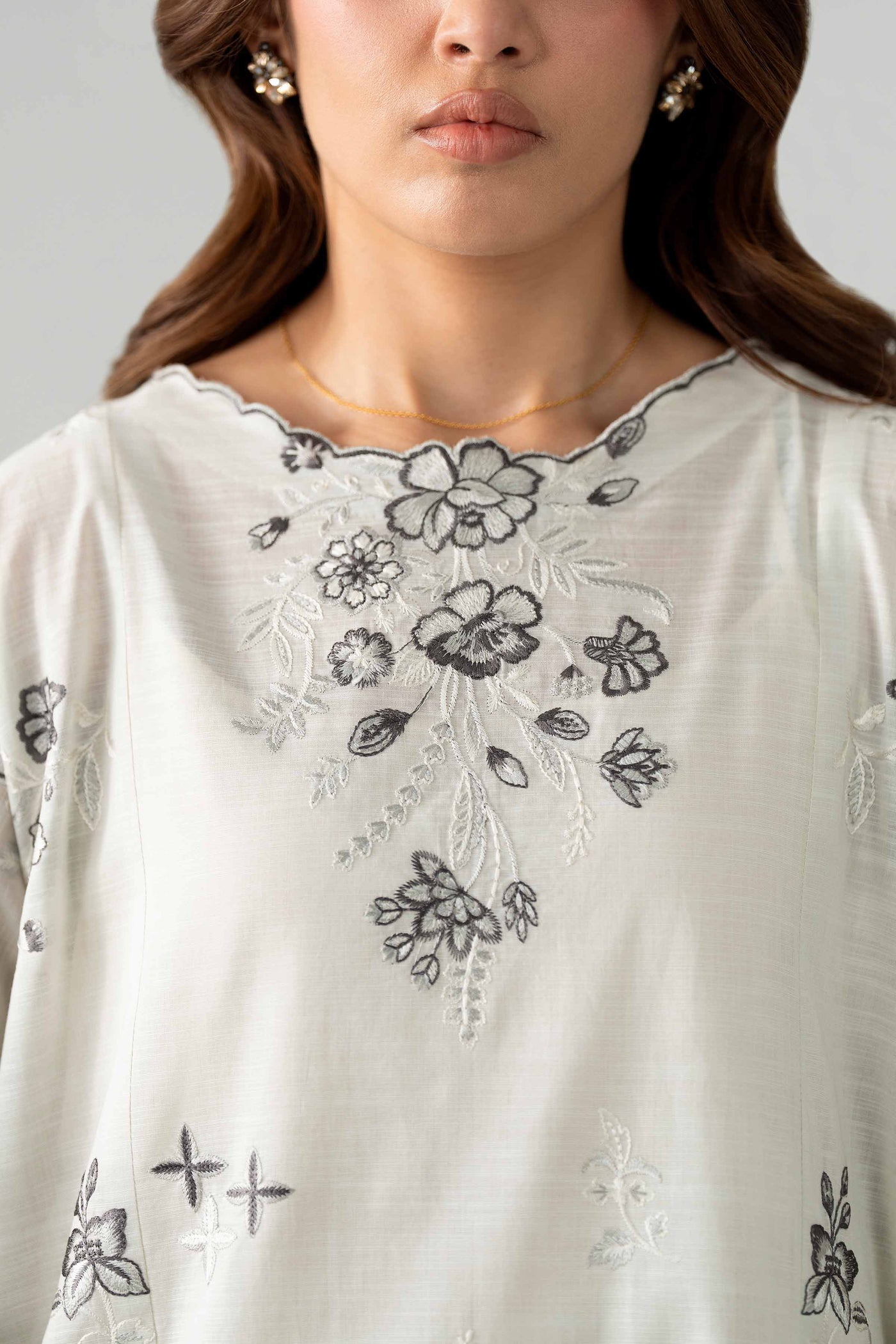 https://cdn.shopify.com/s/files/1/0534/2065/4791/files/42602042-_4.jpg?v=1779194508