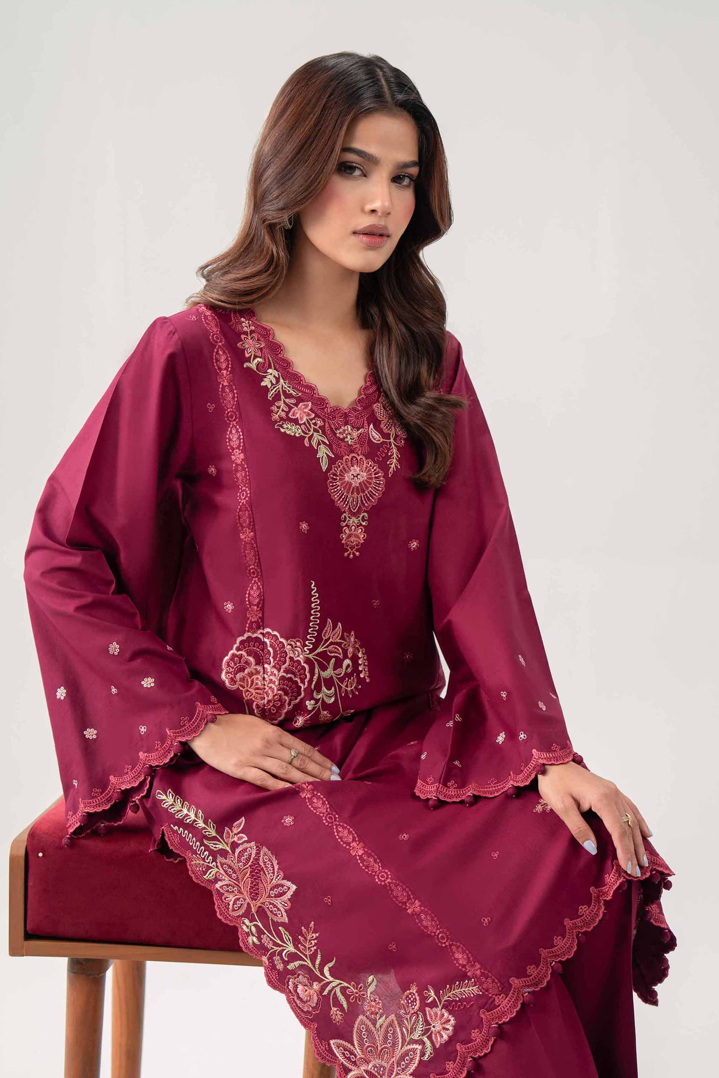 2 Piece - Embroidered Suit - 42602081