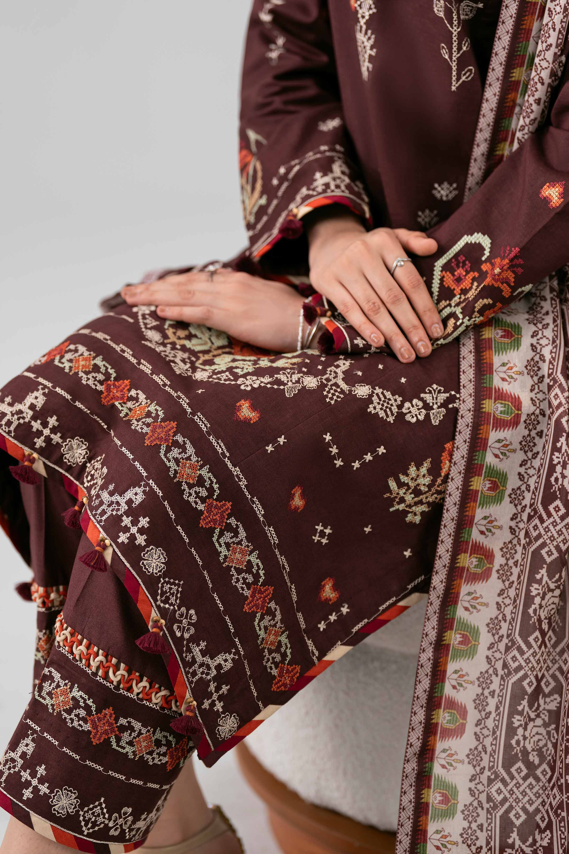 3 Piece - Printed Embroidered Suit - 42602144