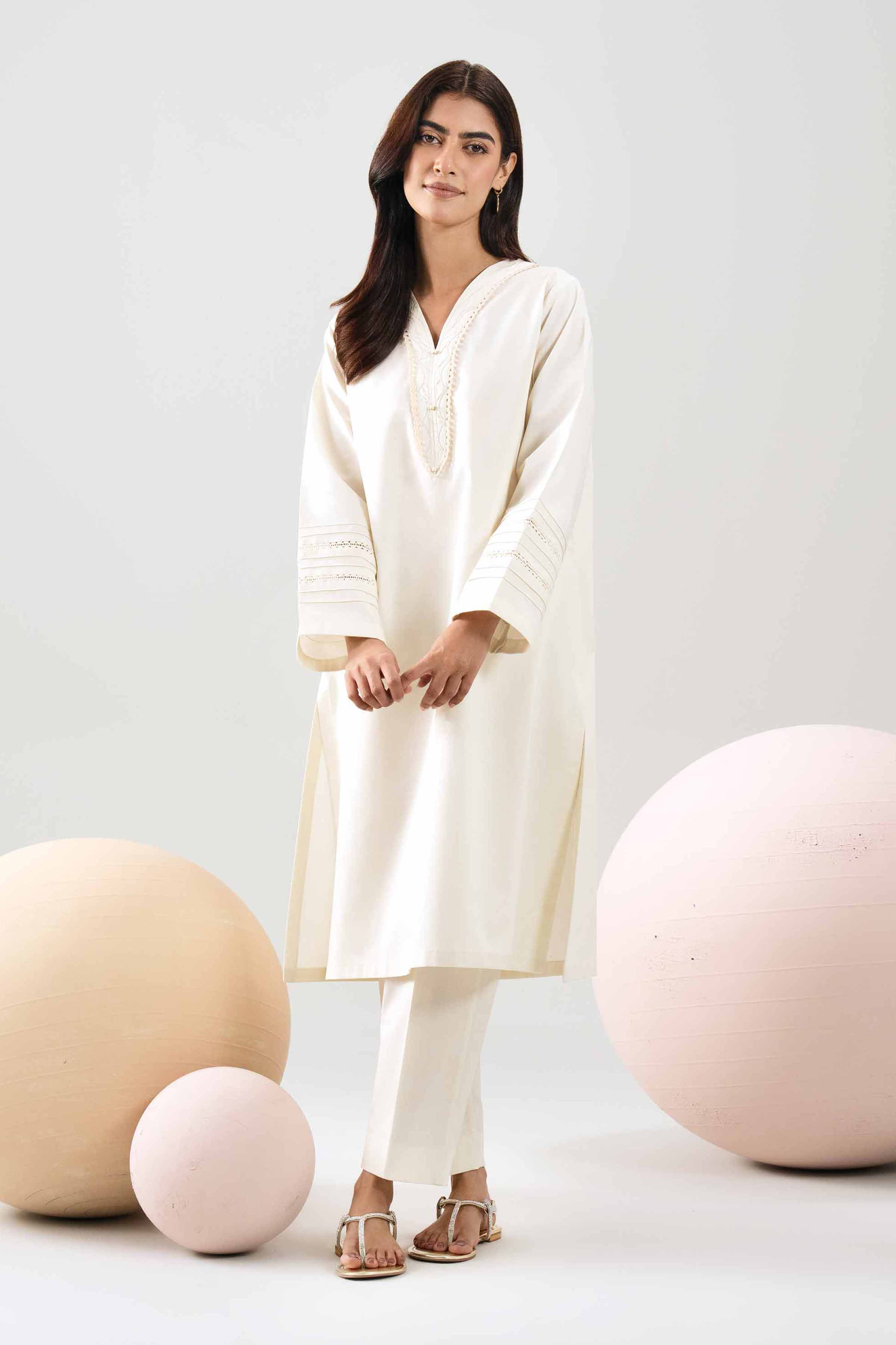 1 Piece - Dyed Loose Fabric - 42602326