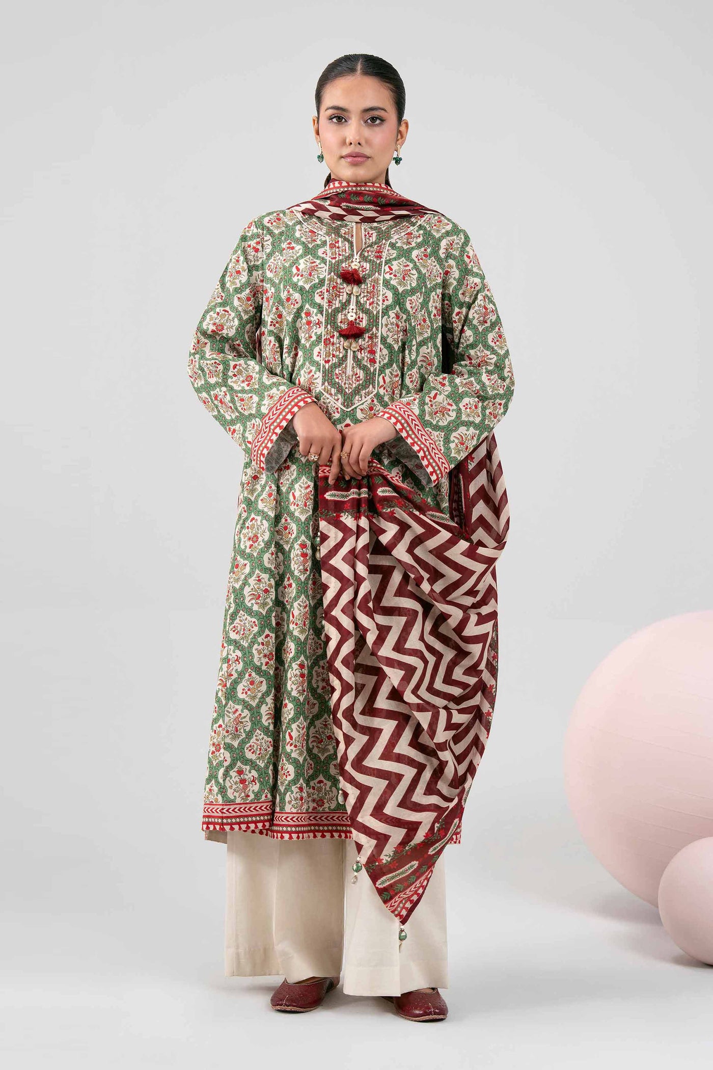 2 Piece Embroidered Arabic Lawn Suit