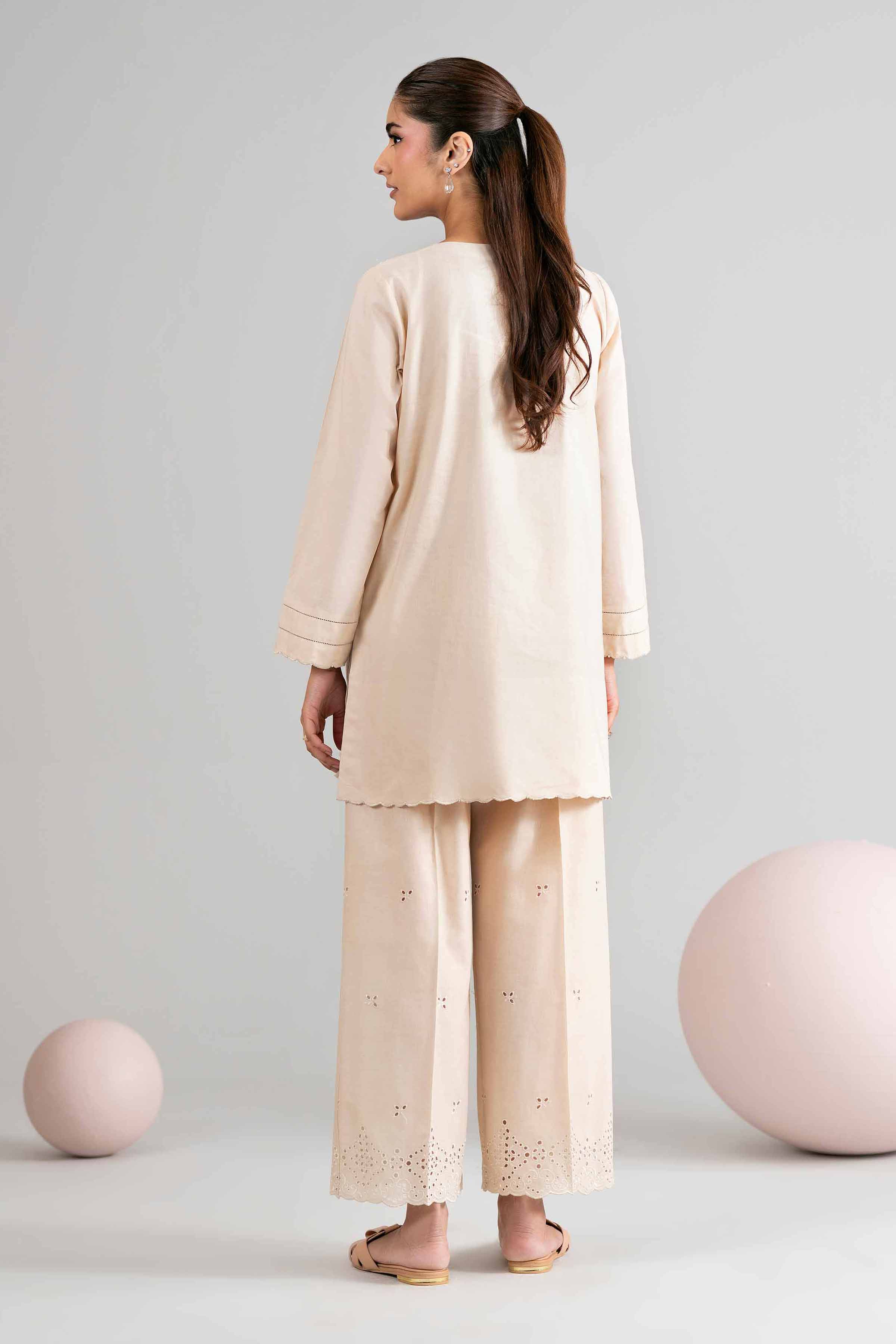 1 Piece - Dyed Embroidered Loose Fabric - 42602504