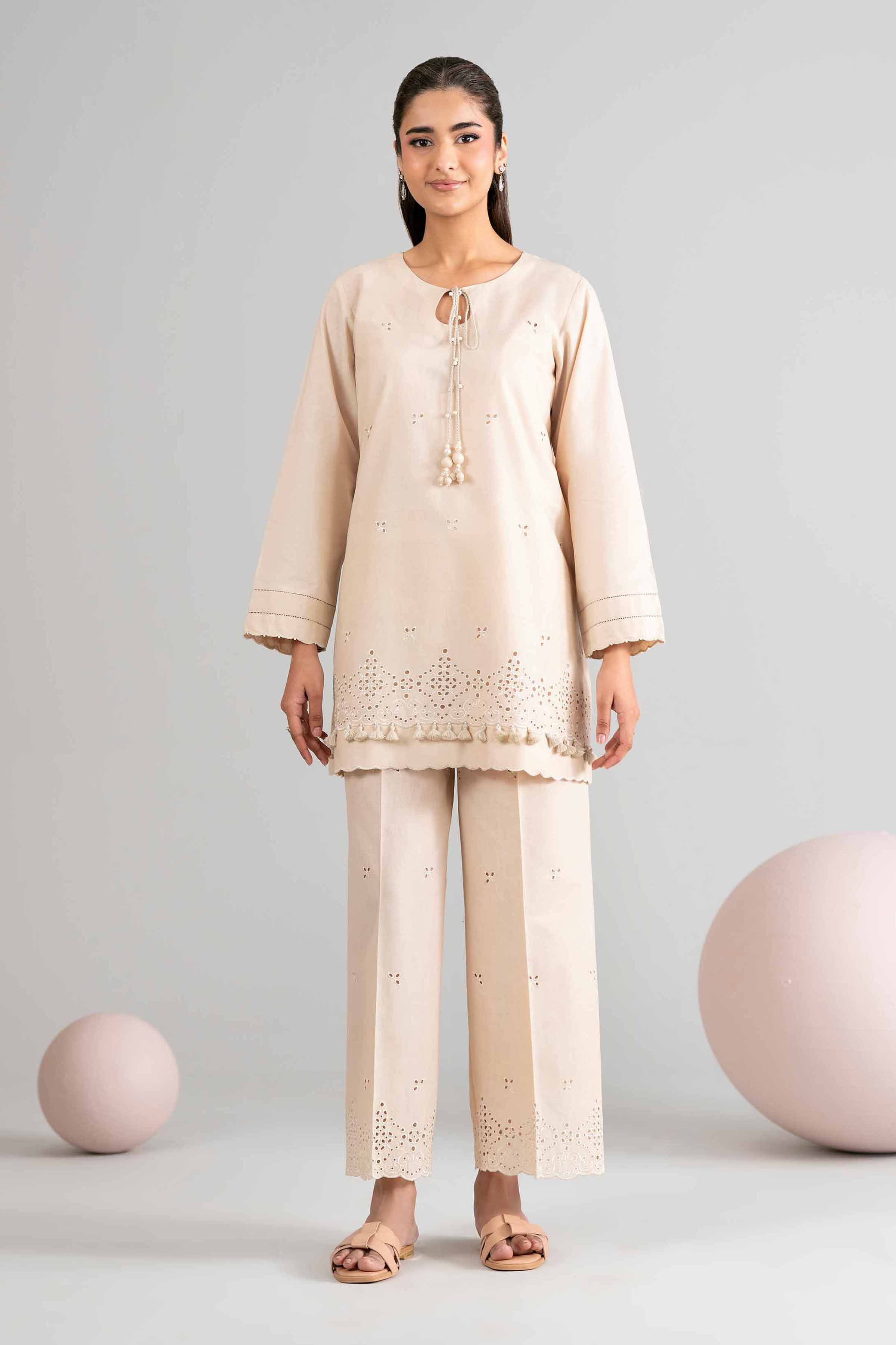 1 Piece - Dyed Embroidered Loose Fabric - 42602504