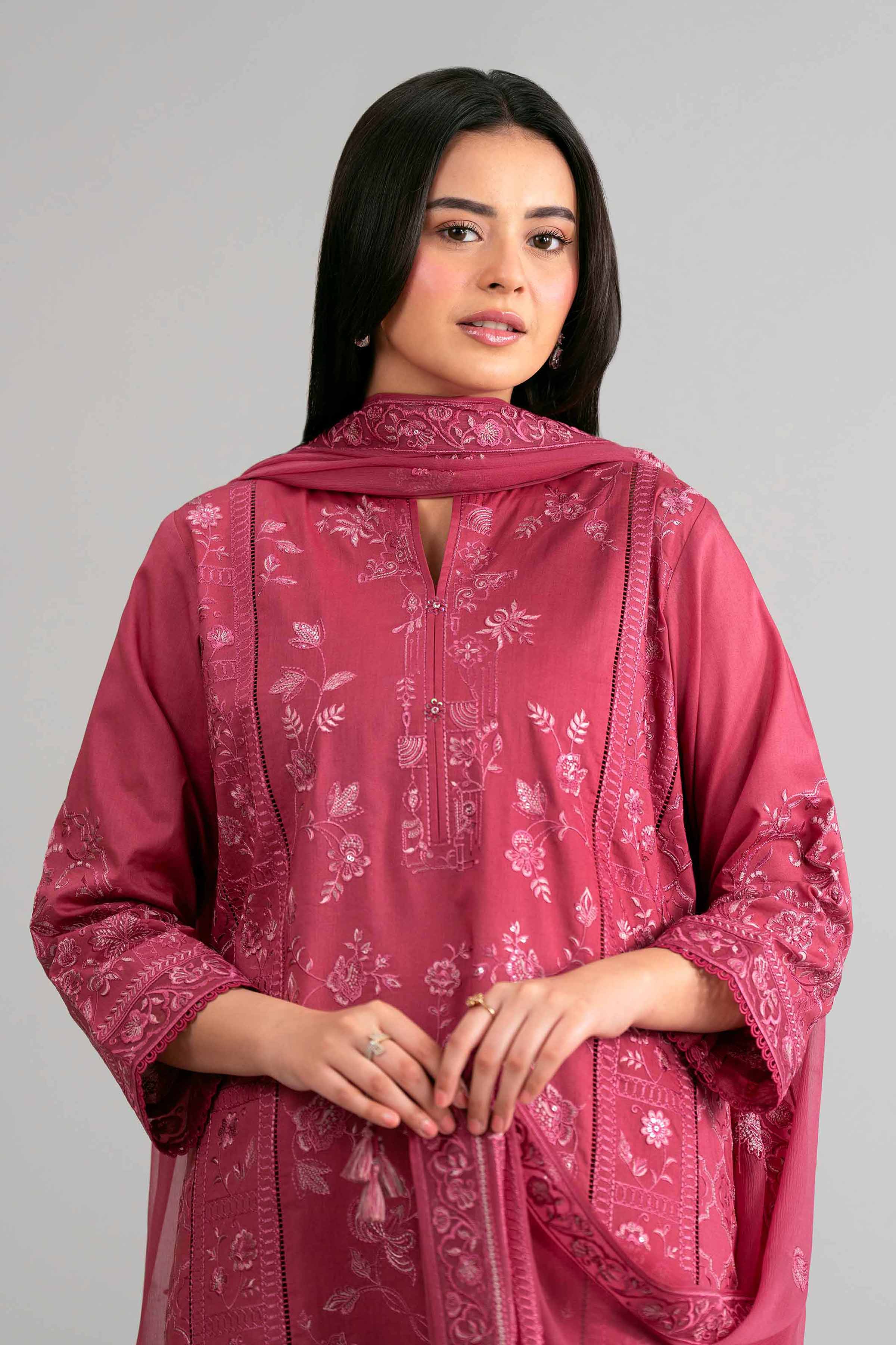 3 Piece - Embroidered Suit - 42619526