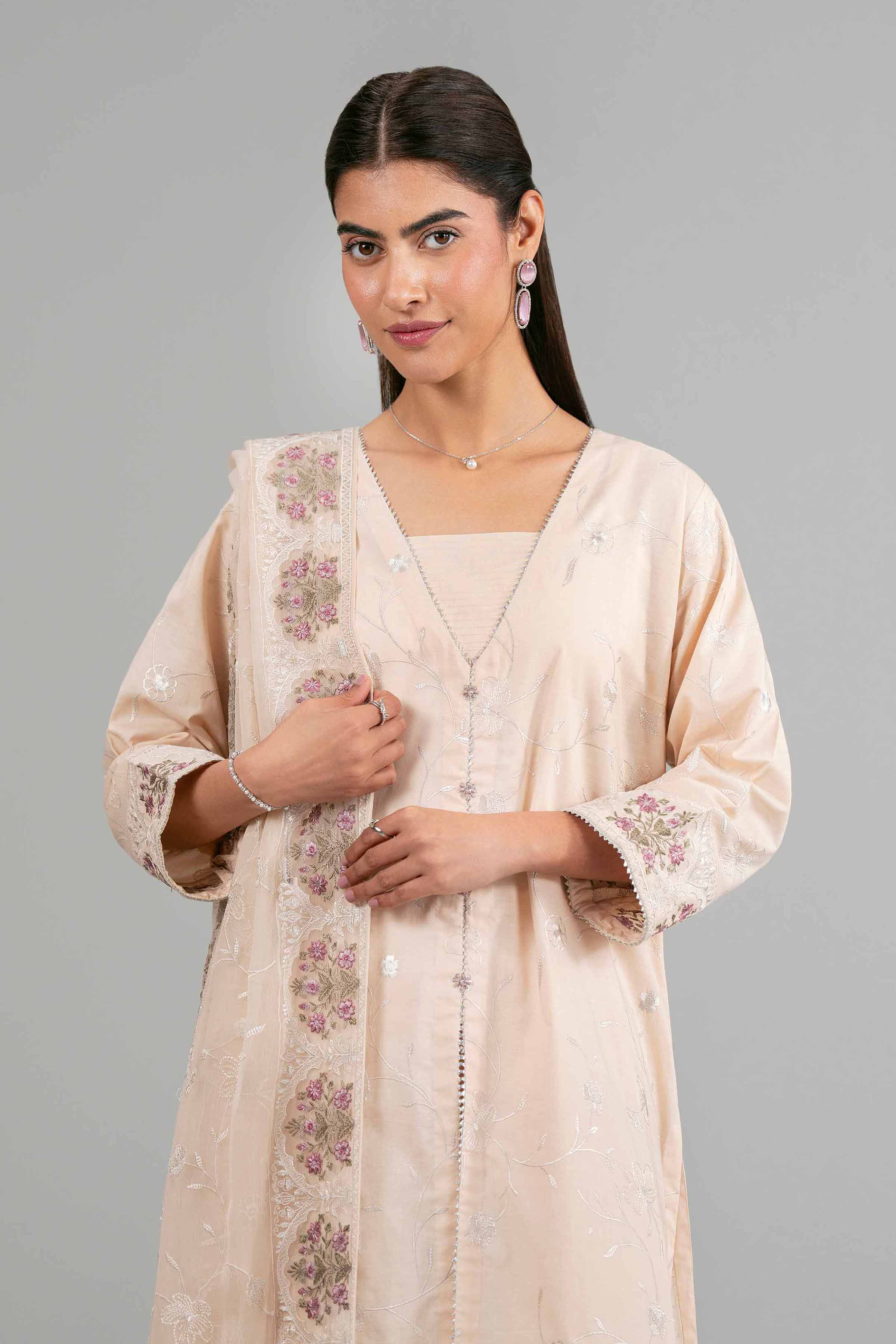 3 Piece - Embroidered Suit - 42619940